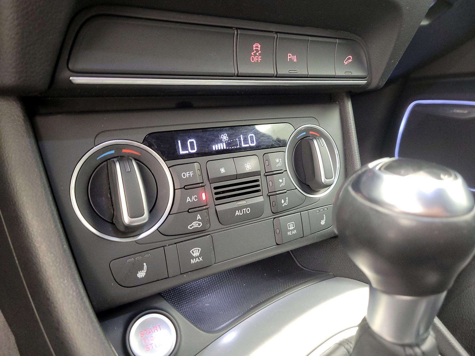 Thumbnail: 2018 Audi Q3 - 17