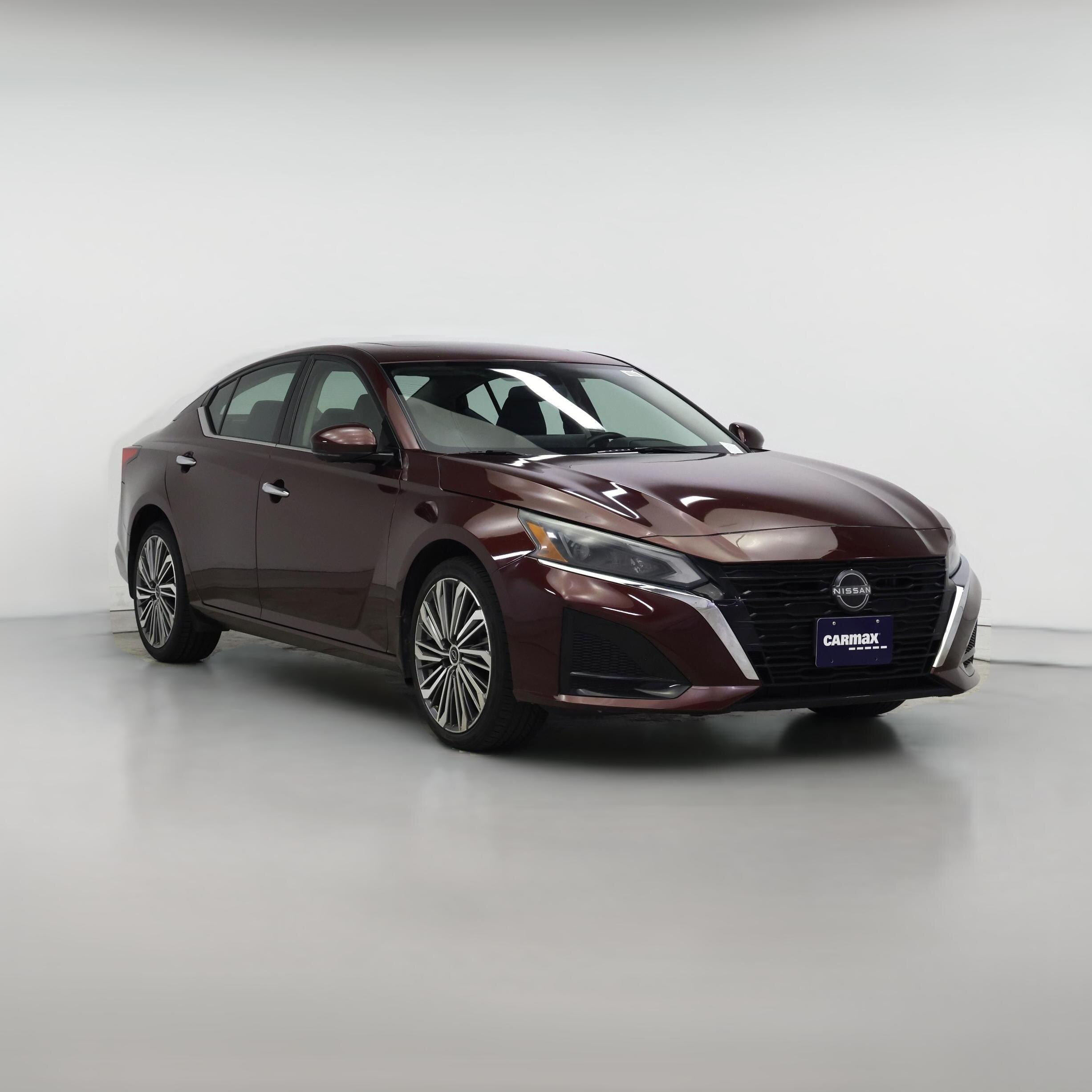 Thumbnail: 2023 Nissan Altima - 1