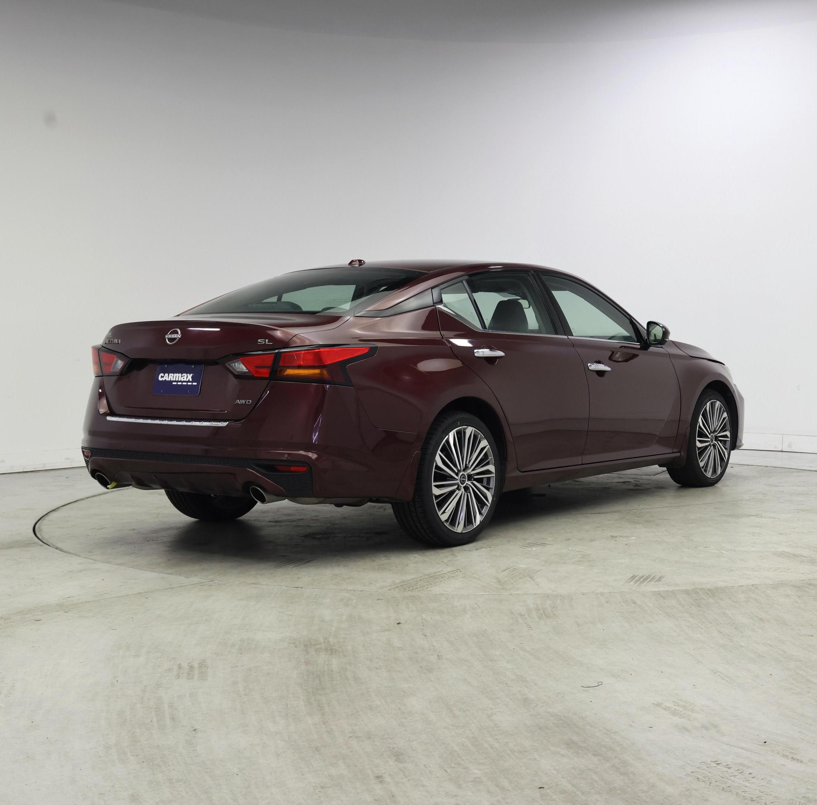 Thumbnail: 2023 Nissan Altima - 8