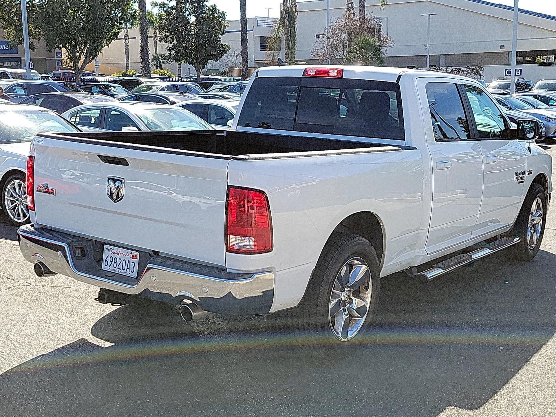 Thumbnail: 2019 RAM 1500 Classic - 5