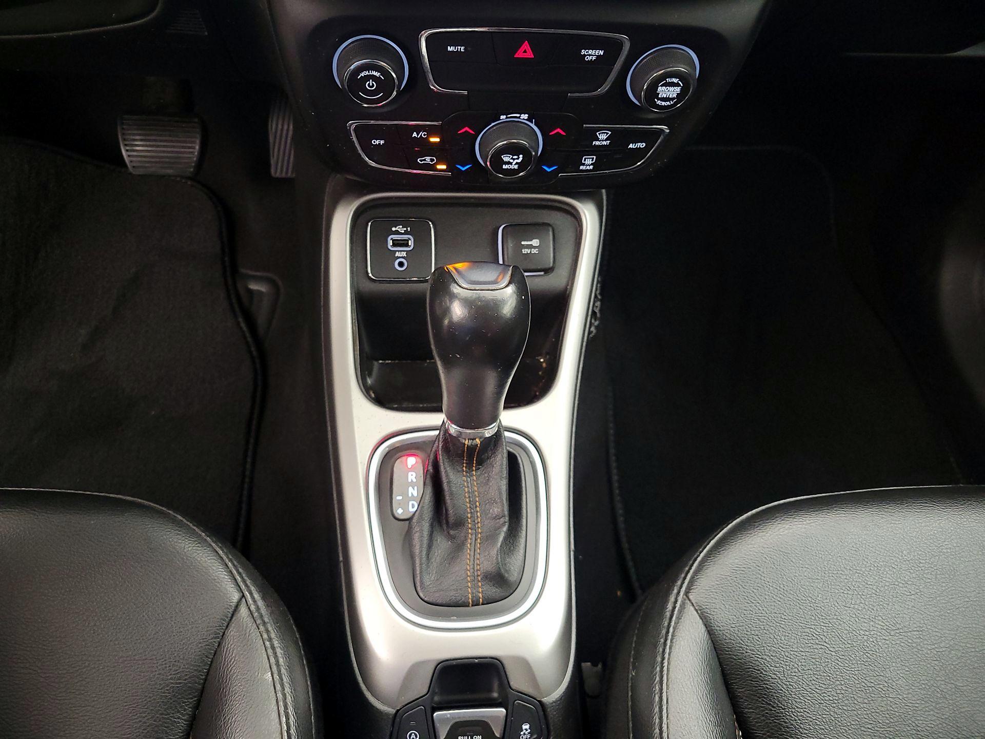 Thumbnail: 2020 Jeep Compass - 17