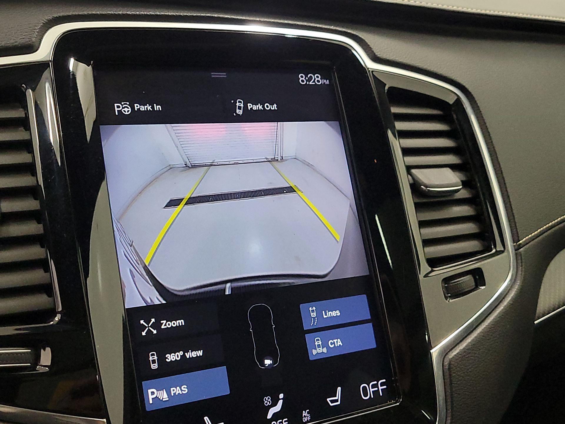 Thumbnail: 2019 Volvo XC90 - 15