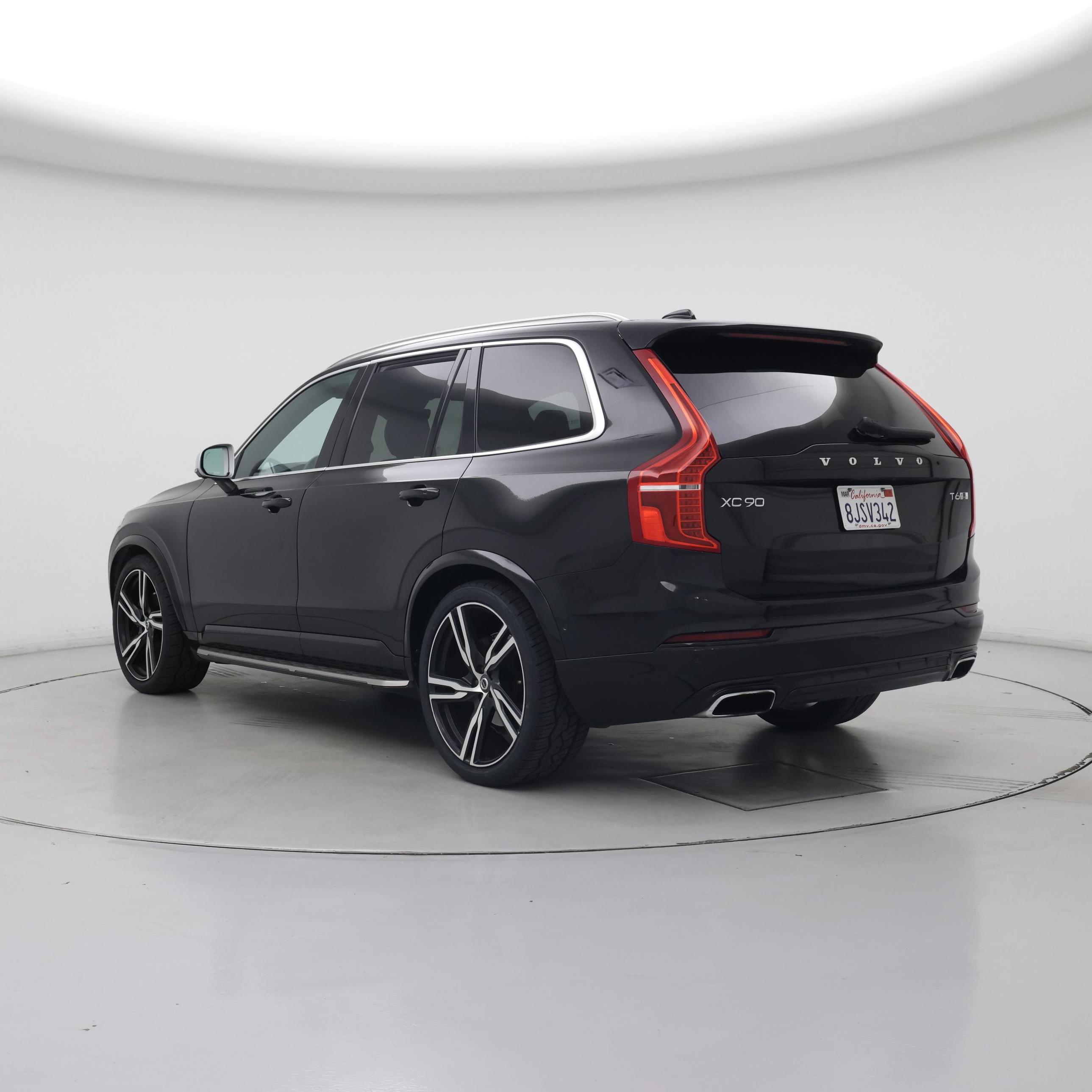 Thumbnail: 2019 Volvo XC90 - 2