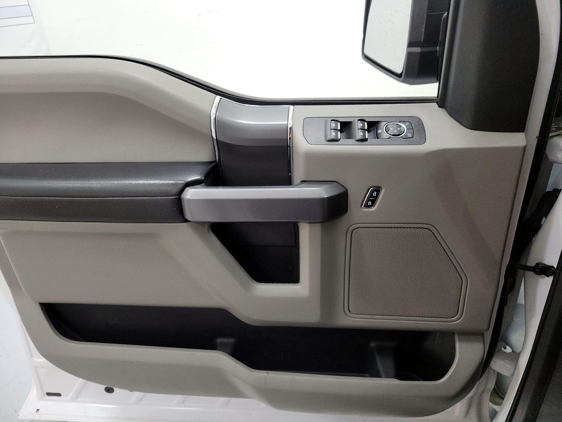 Thumbnail: 2019 Ford F-150 - 12