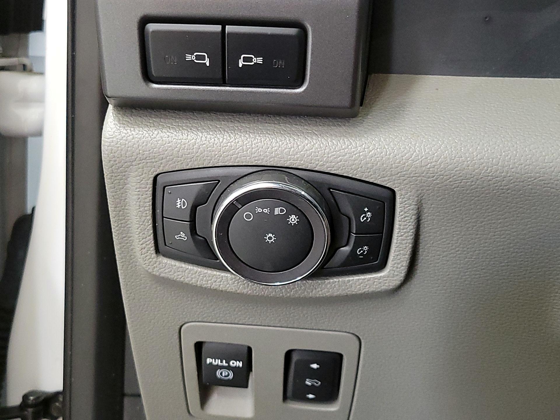 Thumbnail: 2019 Ford F-150 - 13