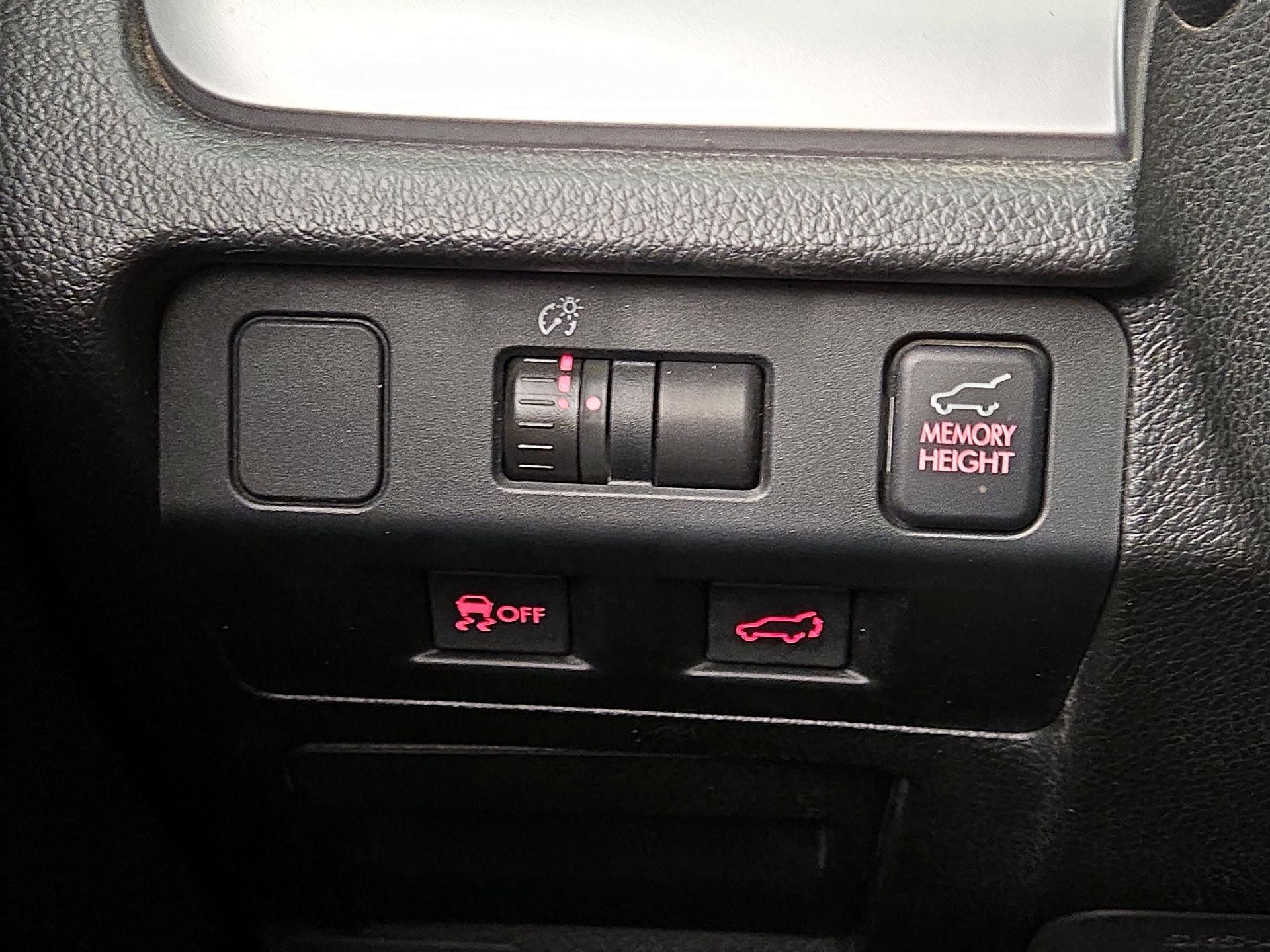 Thumbnail: 2014 Subaru Forester - 13