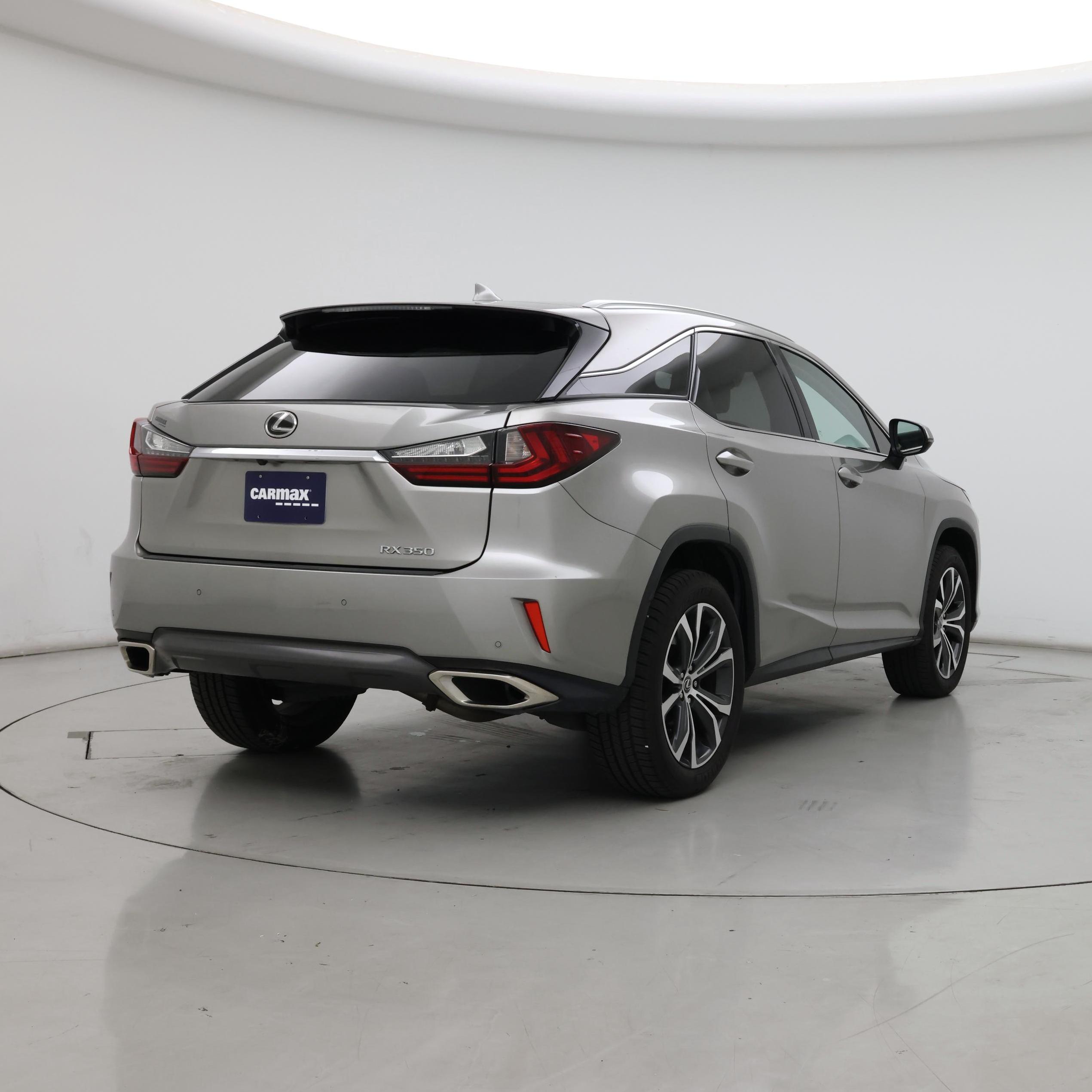 Thumbnail: 2018 Lexus RX - 8