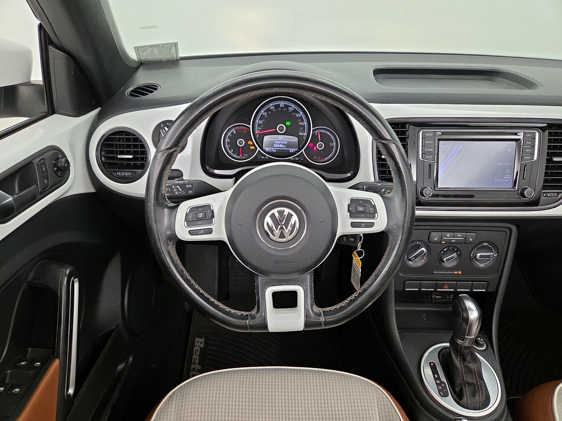 Thumbnail: 2017 Volkswagen Beetle - 10