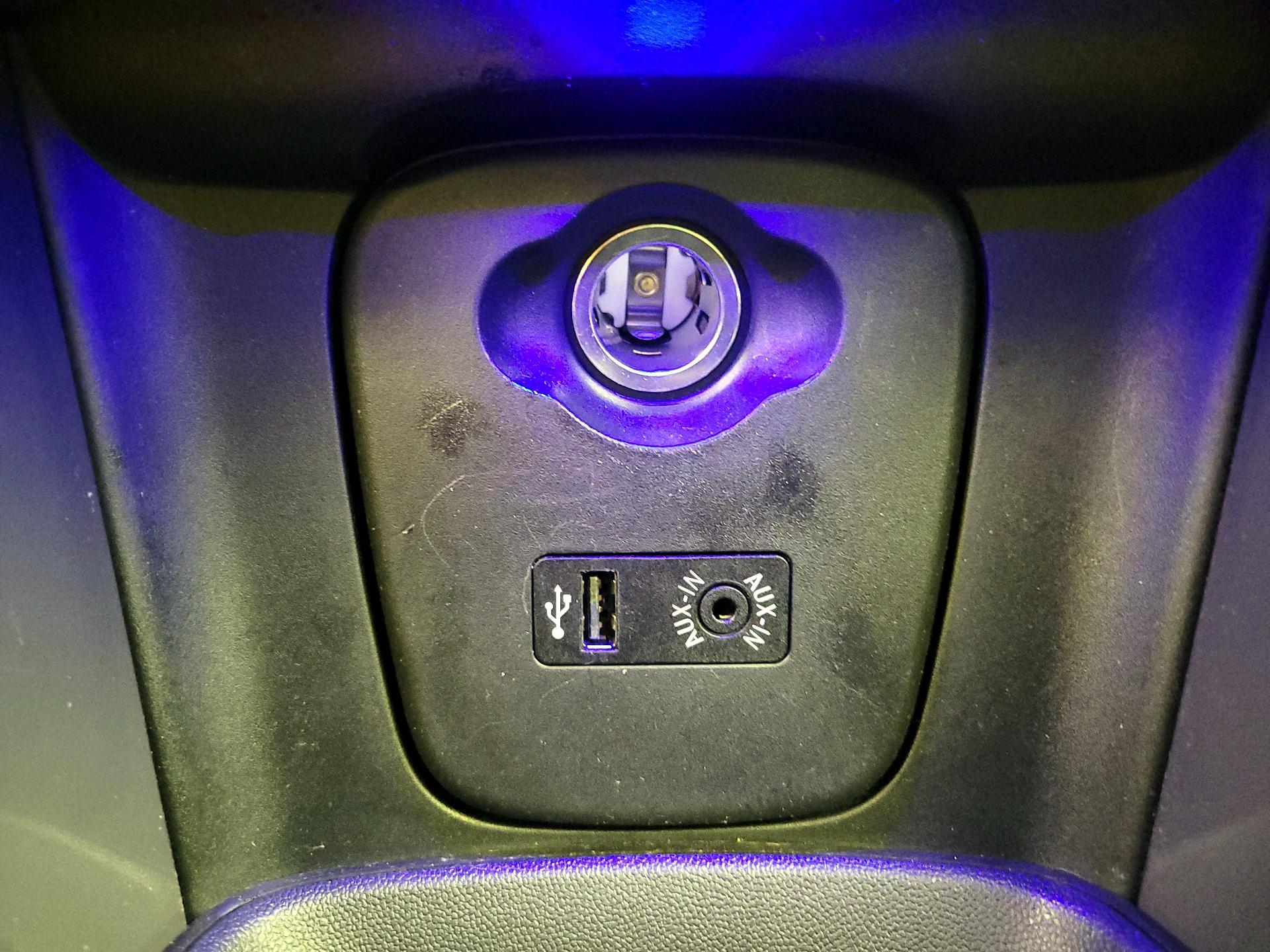 Thumbnail: 2016 MINI Cooper Hardtop - 17