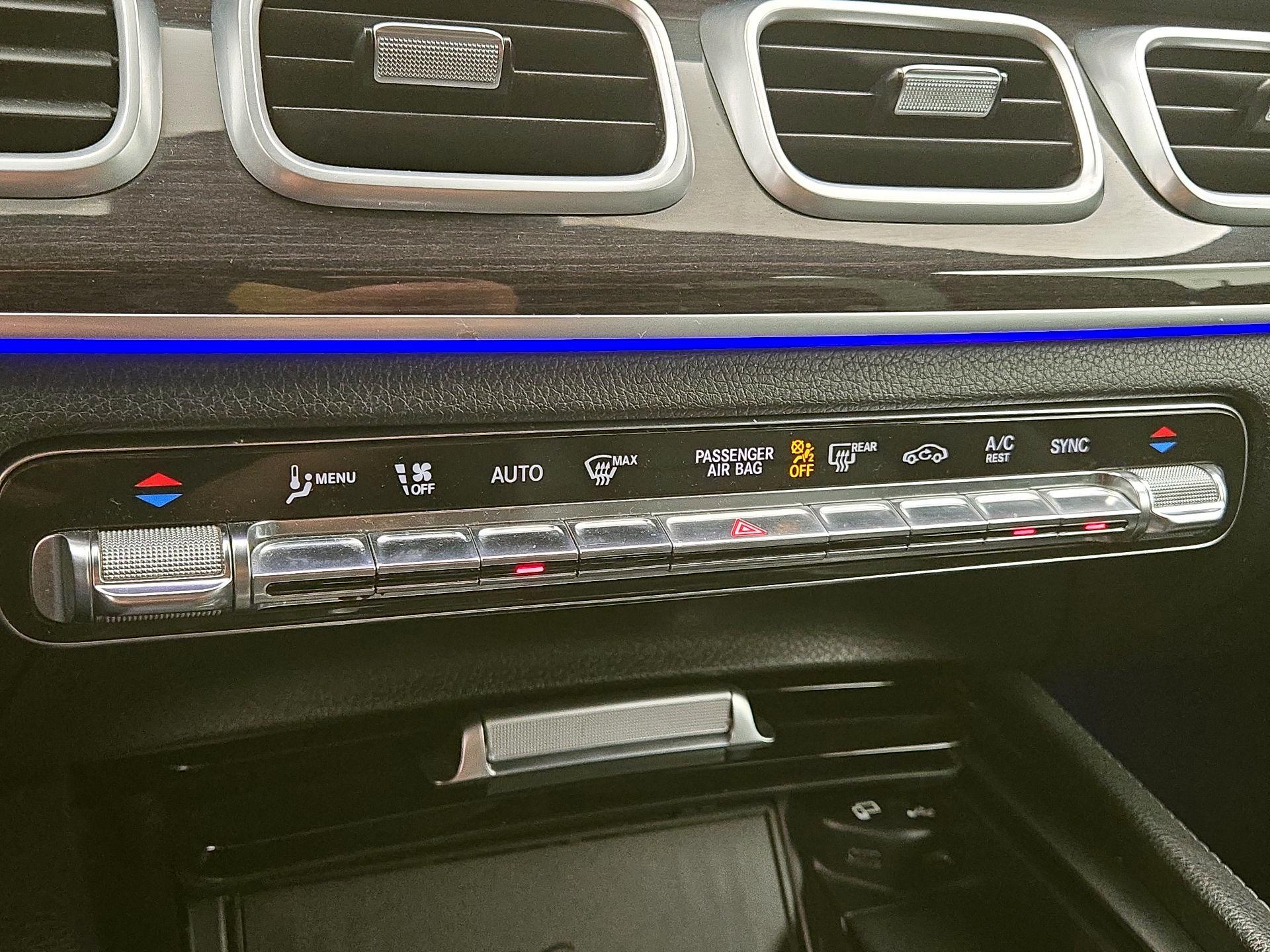 Thumbnail: 2020 Mercedes-Benz GLE - 17