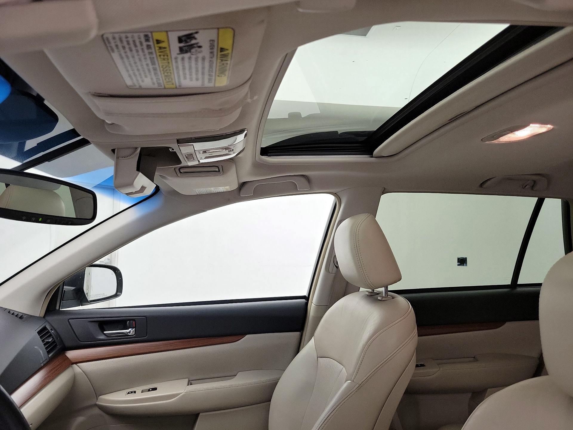 Thumbnail: 2014 Subaru Outback - 19