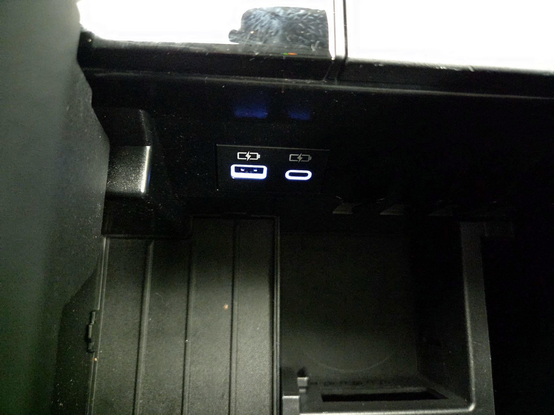 Thumbnail: 2024 Toyota Tundra - 18