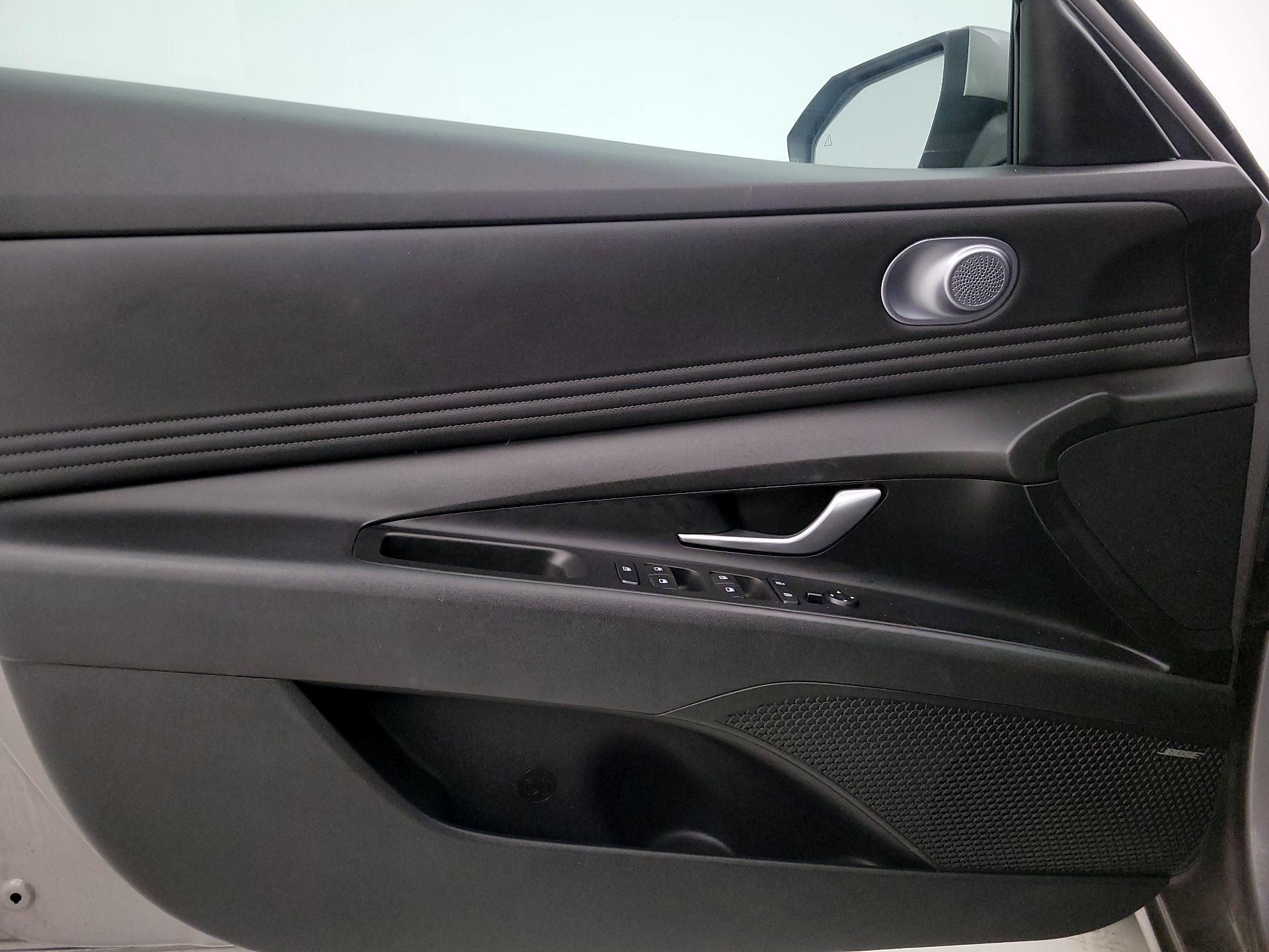 Thumbnail: 2023 Hyundai Elantra - 12