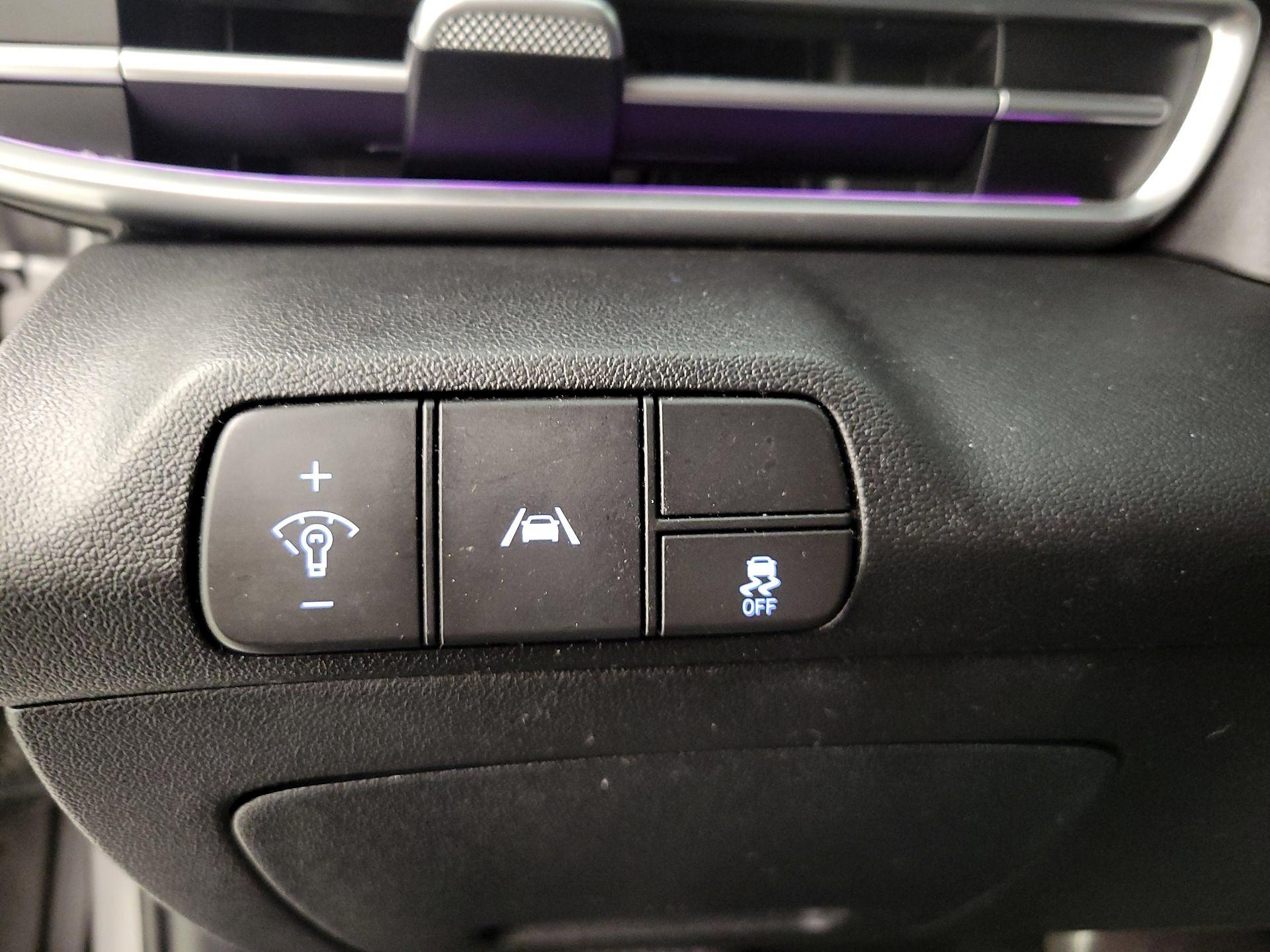 Thumbnail: 2023 Hyundai Elantra - 13