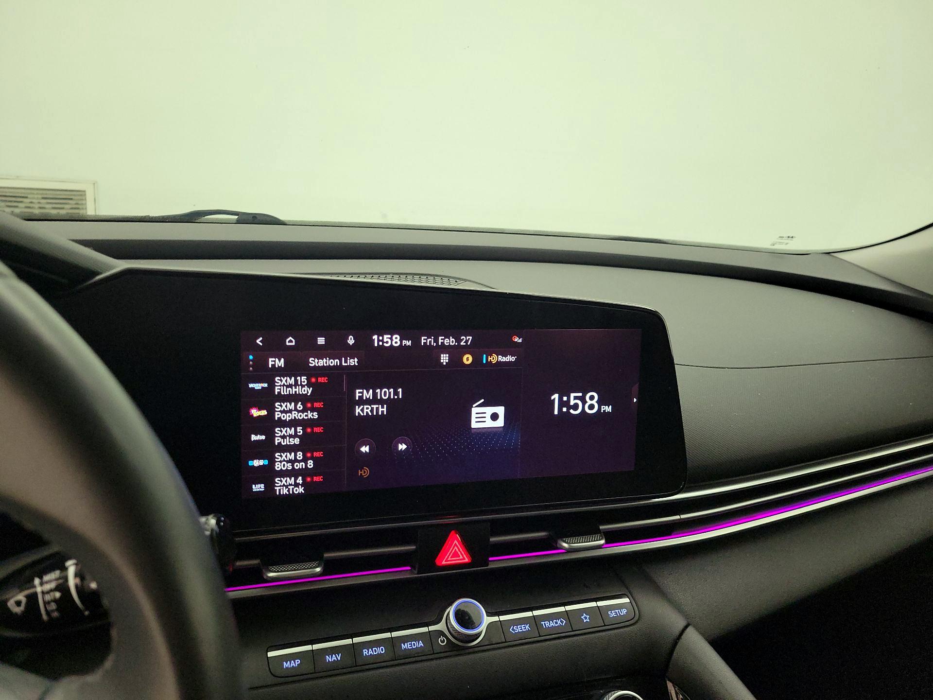 Thumbnail: 2023 Hyundai Elantra - 16