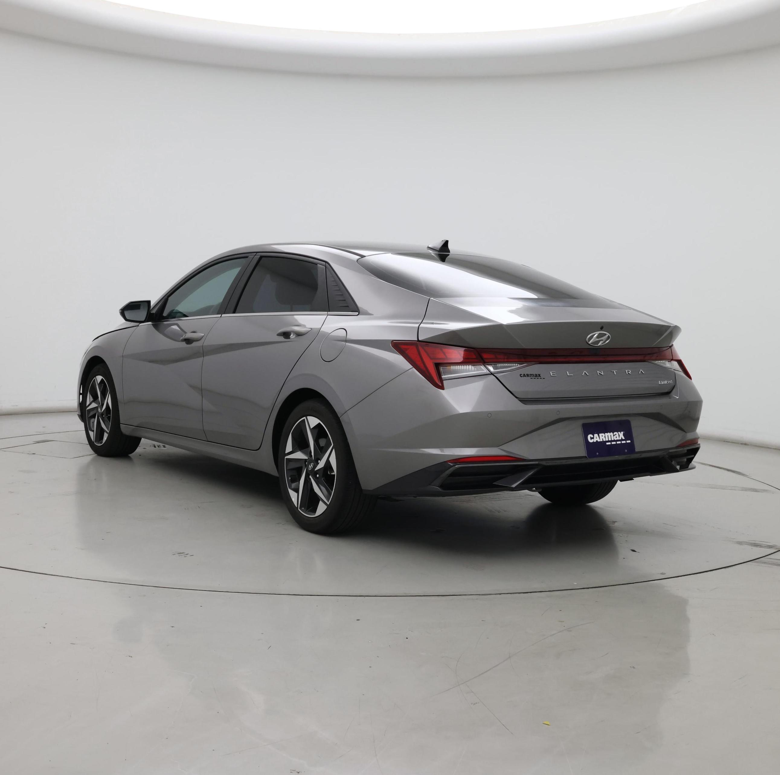 Thumbnail: 2023 Hyundai Elantra - 2