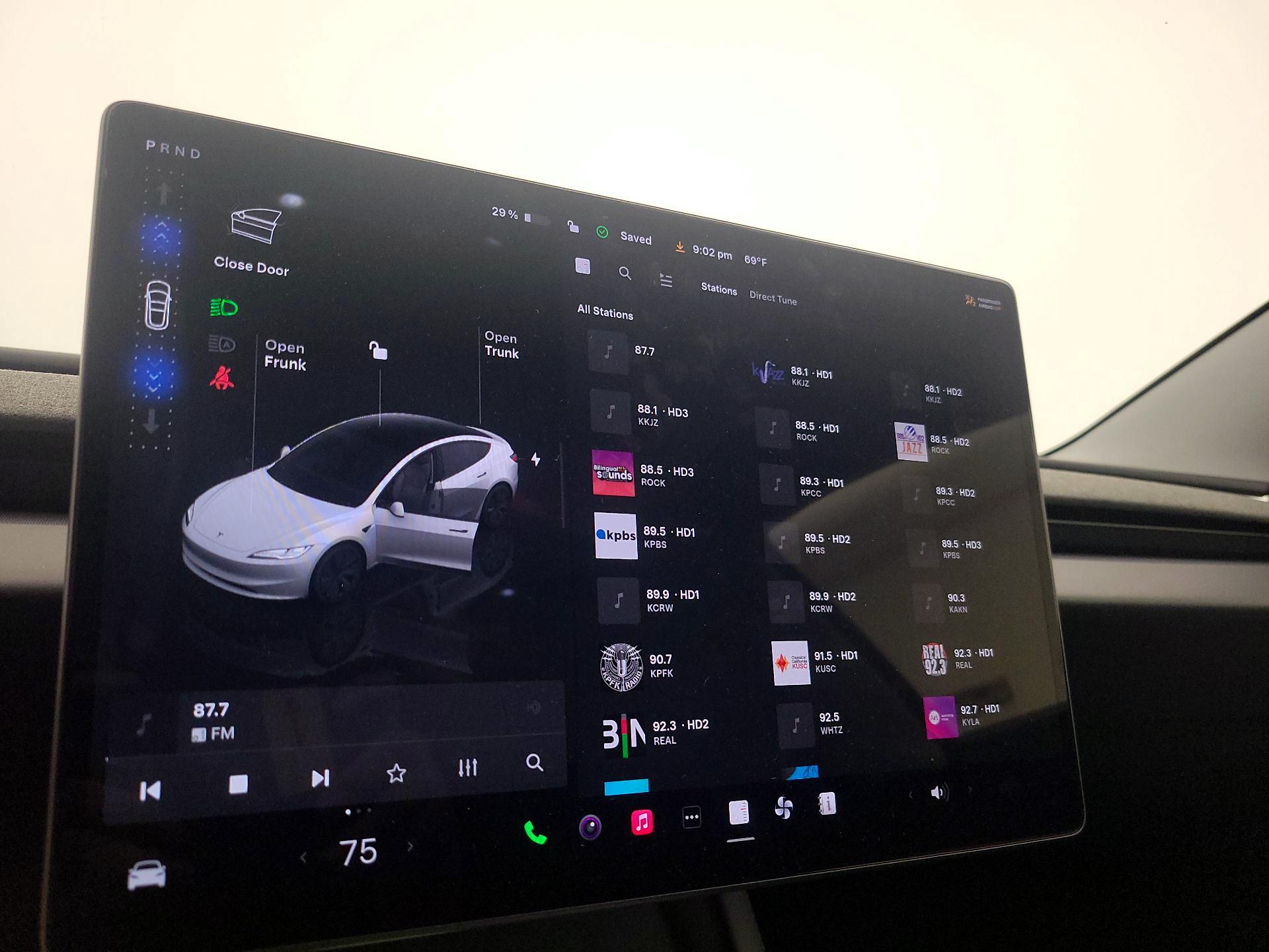 Thumbnail: 2025 Tesla Model 3 - 15