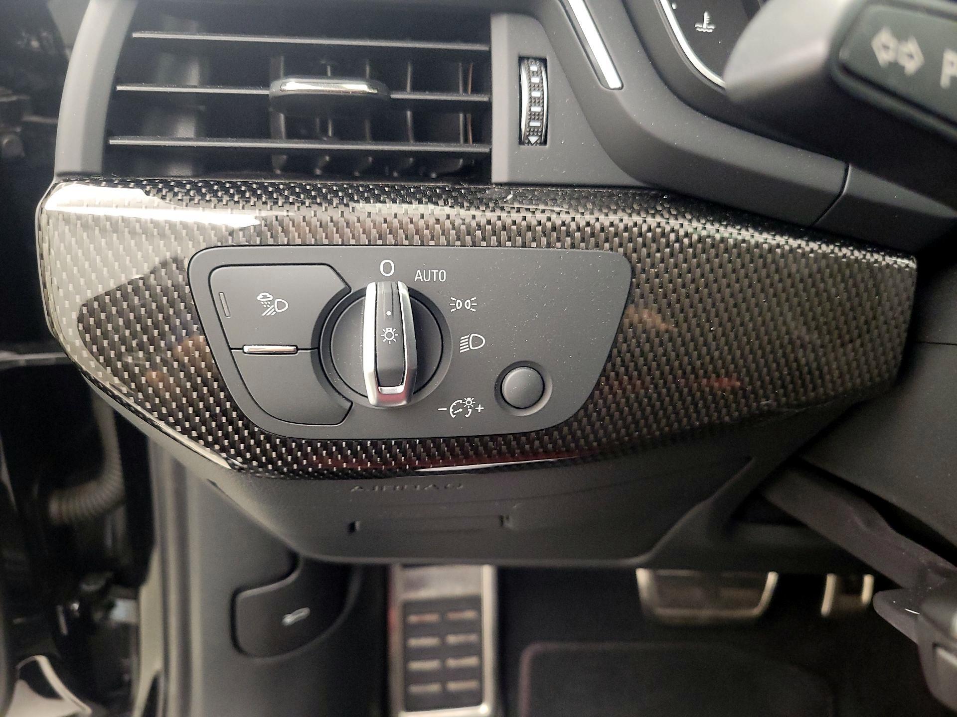 Thumbnail: 2019 Audi S4 - 13