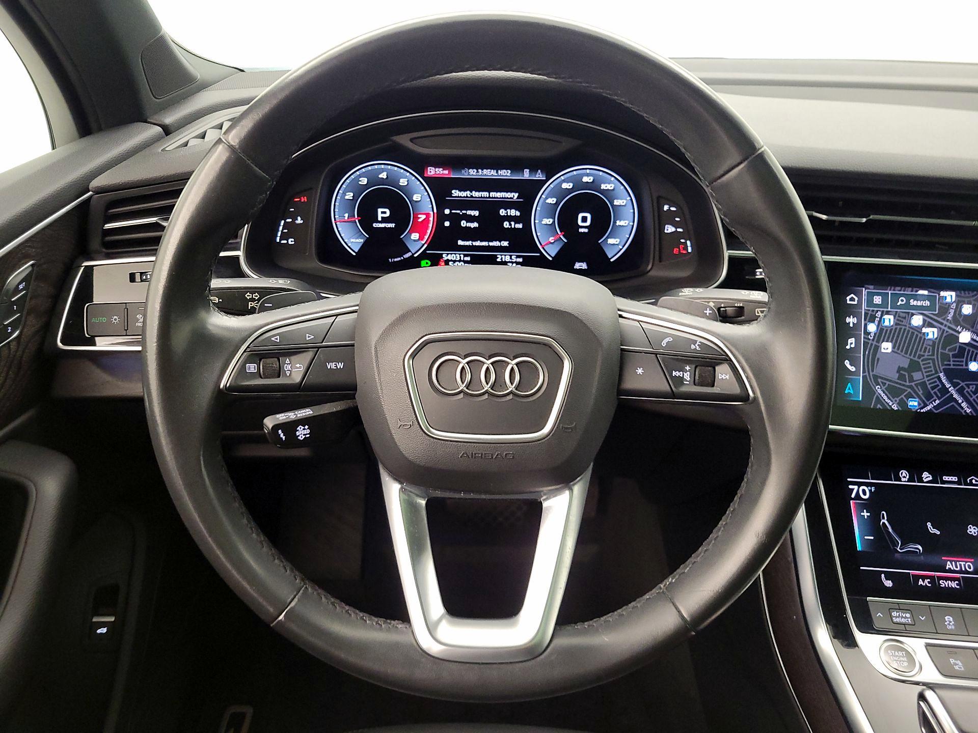 Thumbnail: 2021 Audi Q7 - 10