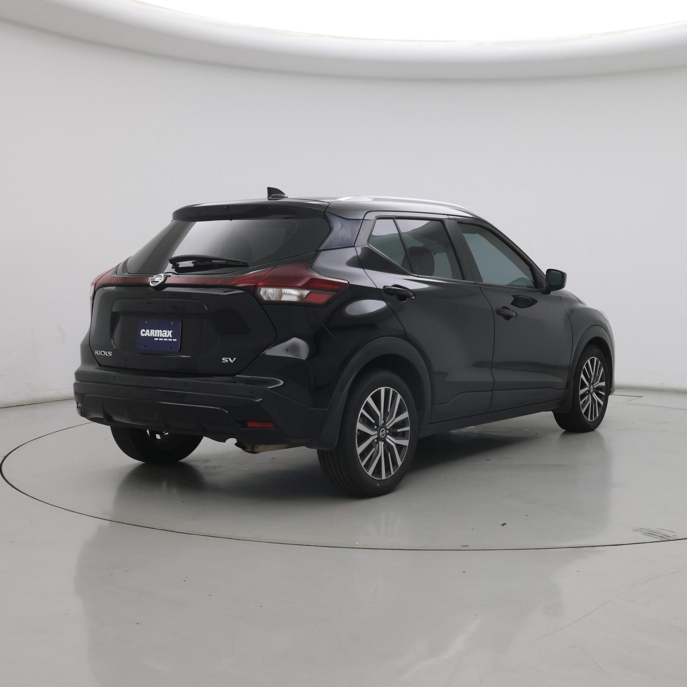 Thumbnail: 2021 Nissan Kicks - 8