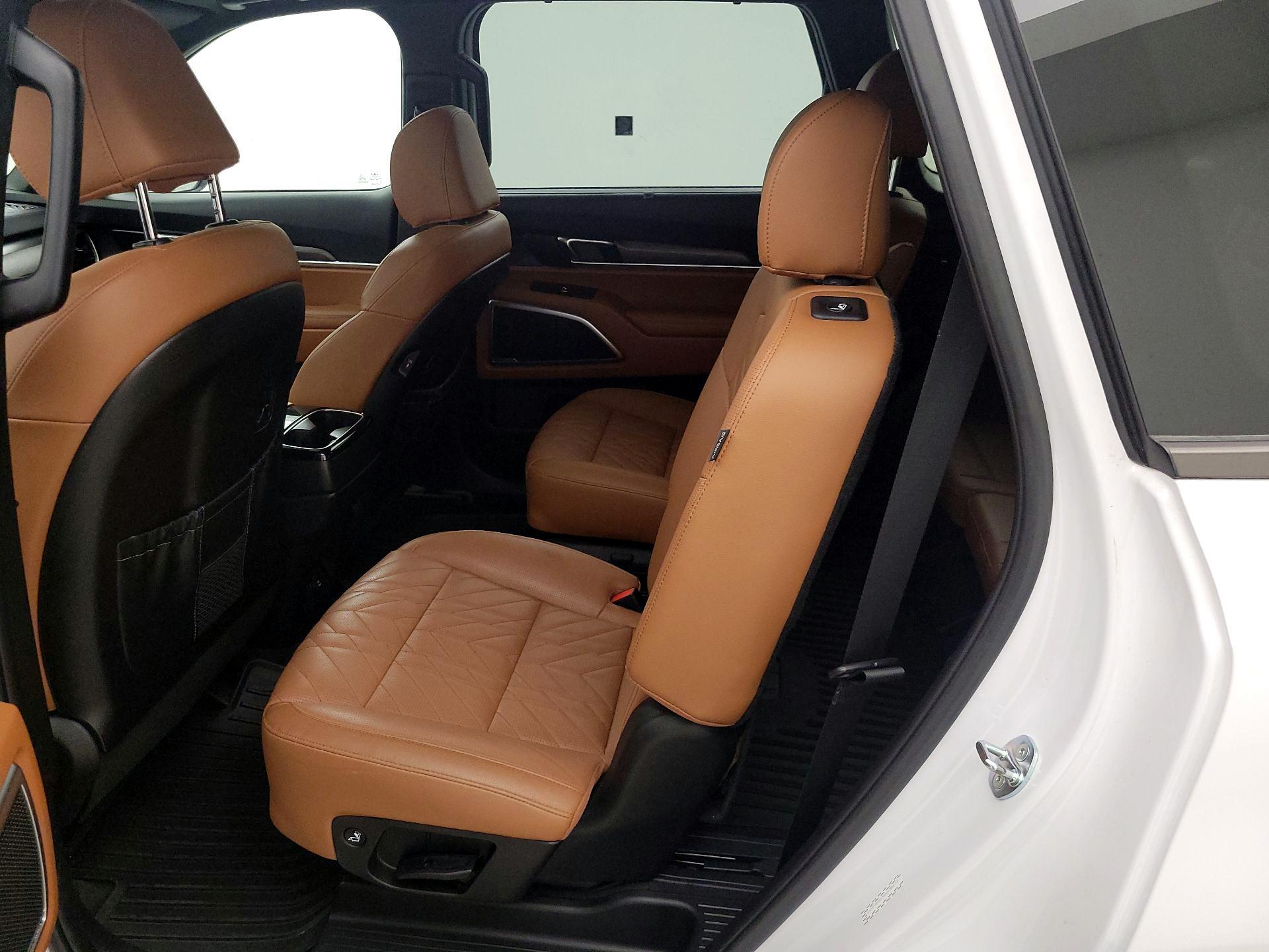 Thumbnail: 2025 Kia Telluride - 20