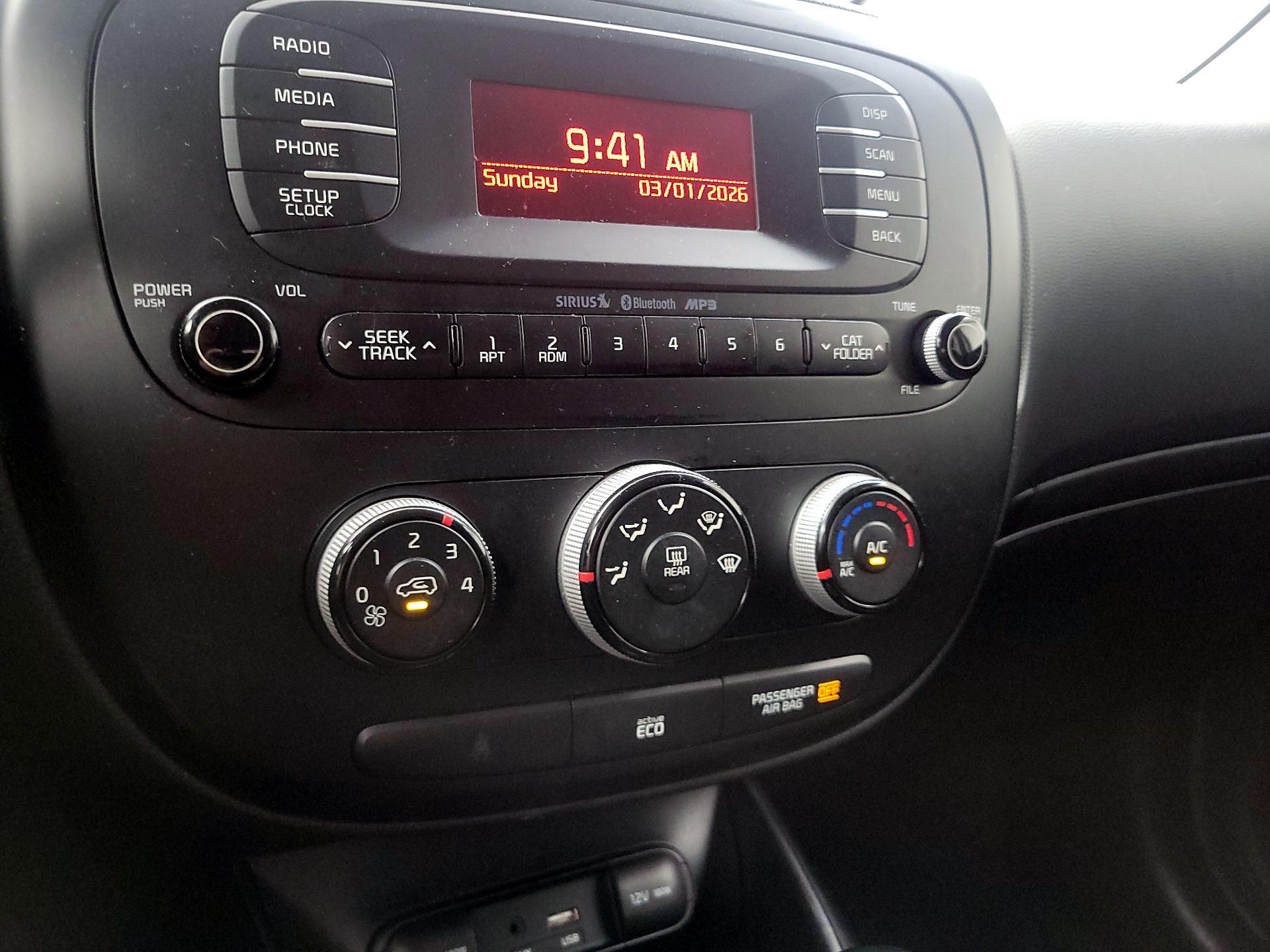 Thumbnail: 2016 Kia Soul - 15