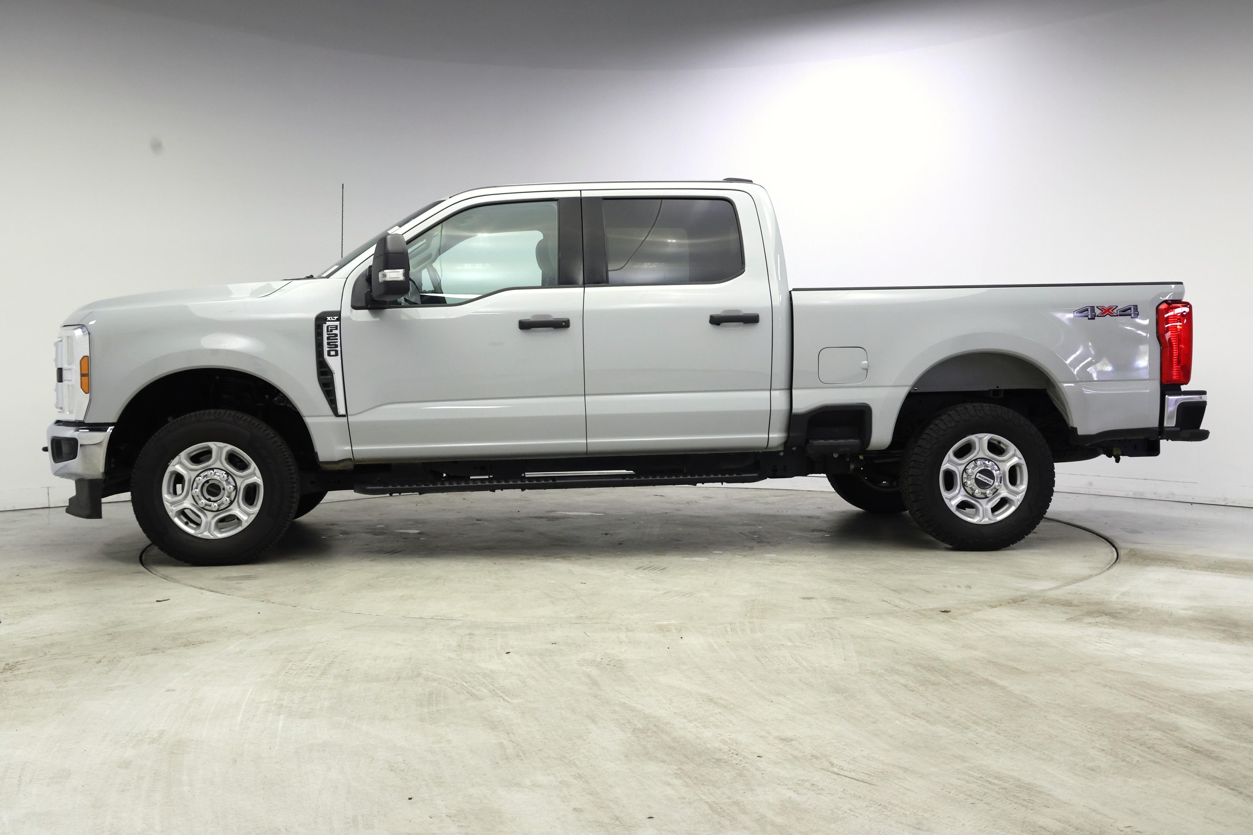 Thumbnail: 2025 Ford F-250 - 3