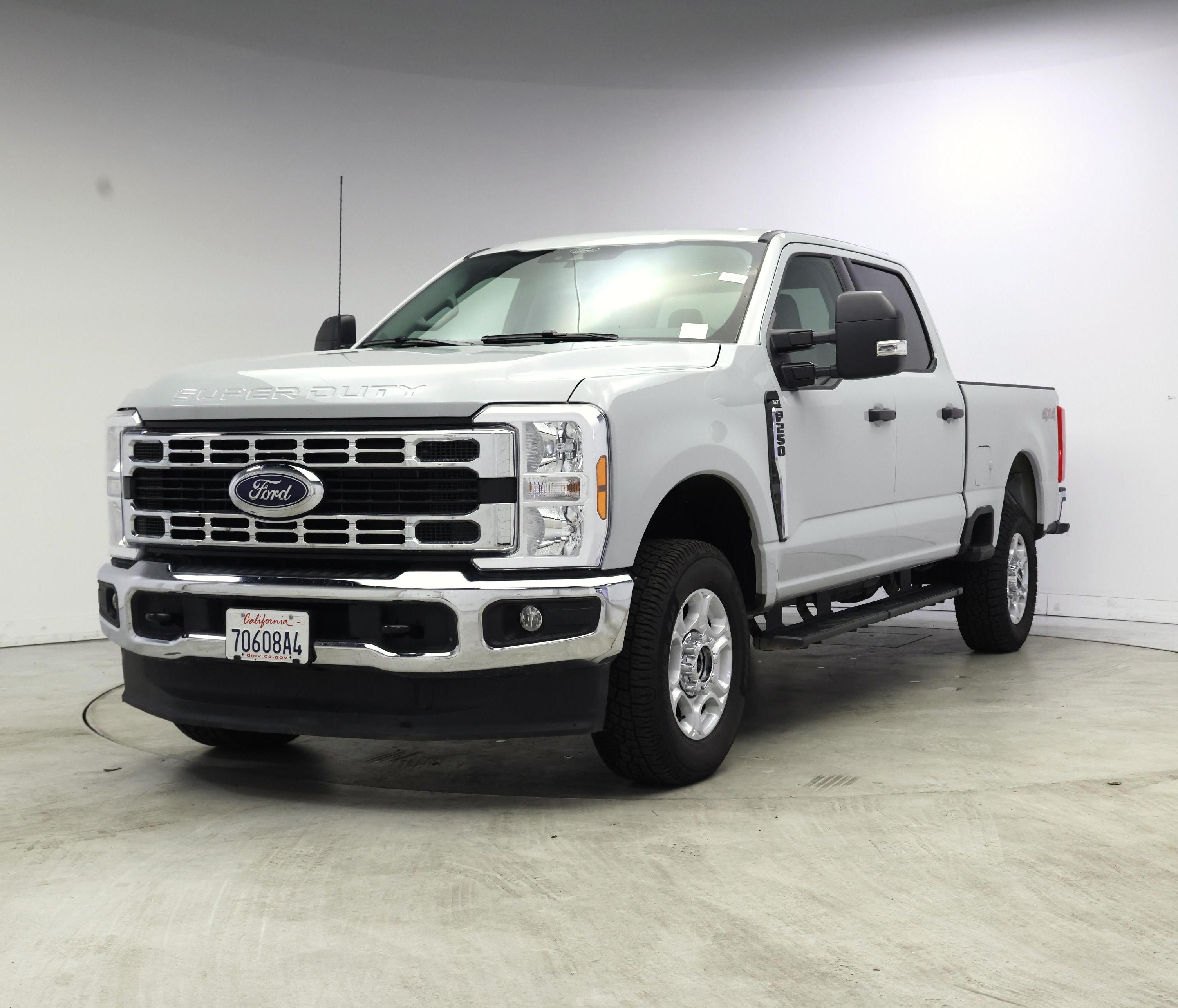 Thumbnail: 2025 Ford F-250 - 4