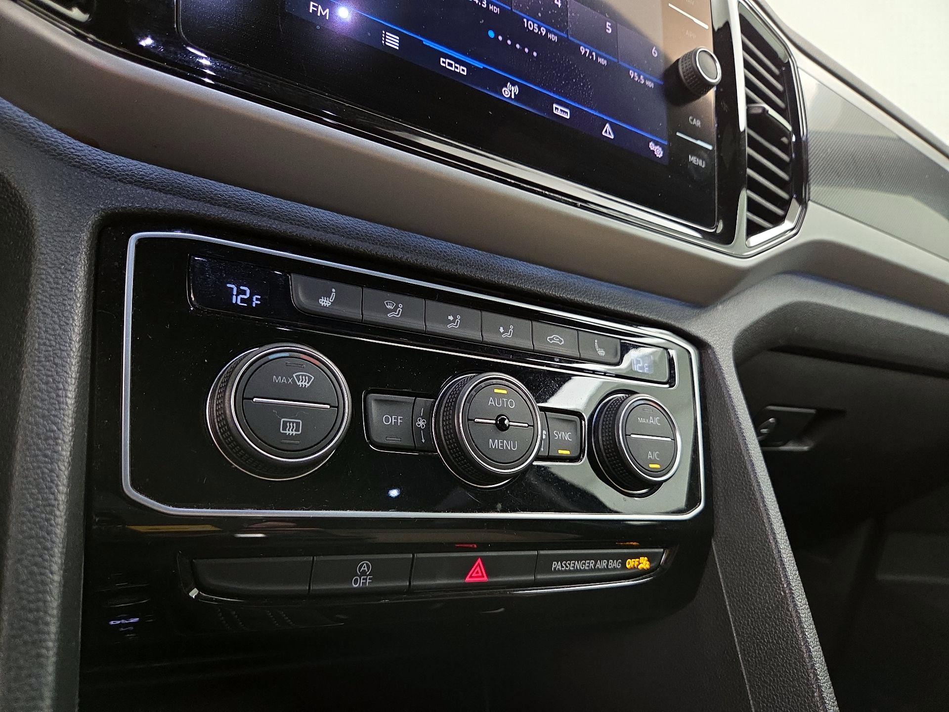 Thumbnail: 2022 Volkswagen Atlas - 17