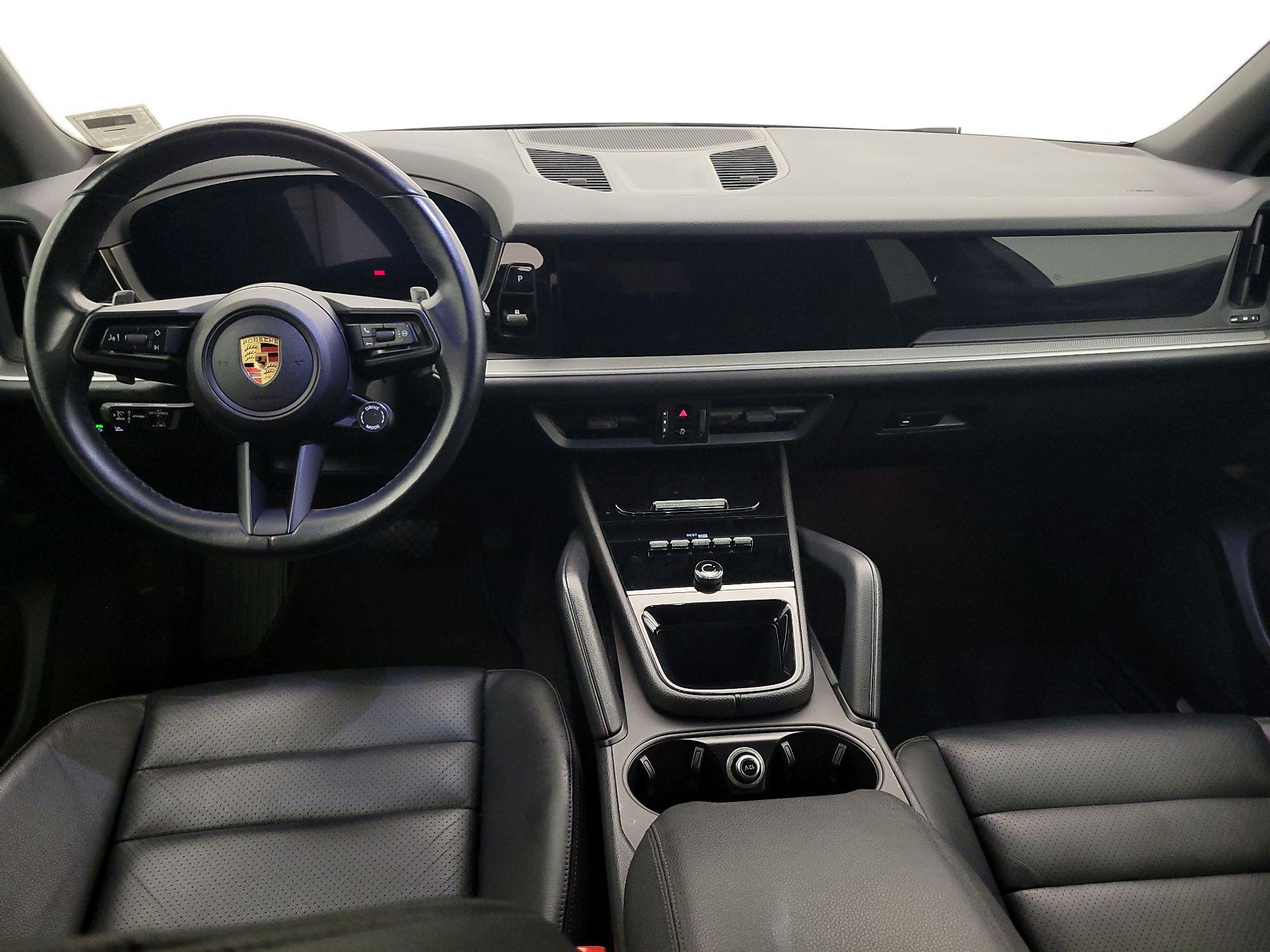 Thumbnail: 2024 Porsche Cayenne - 9