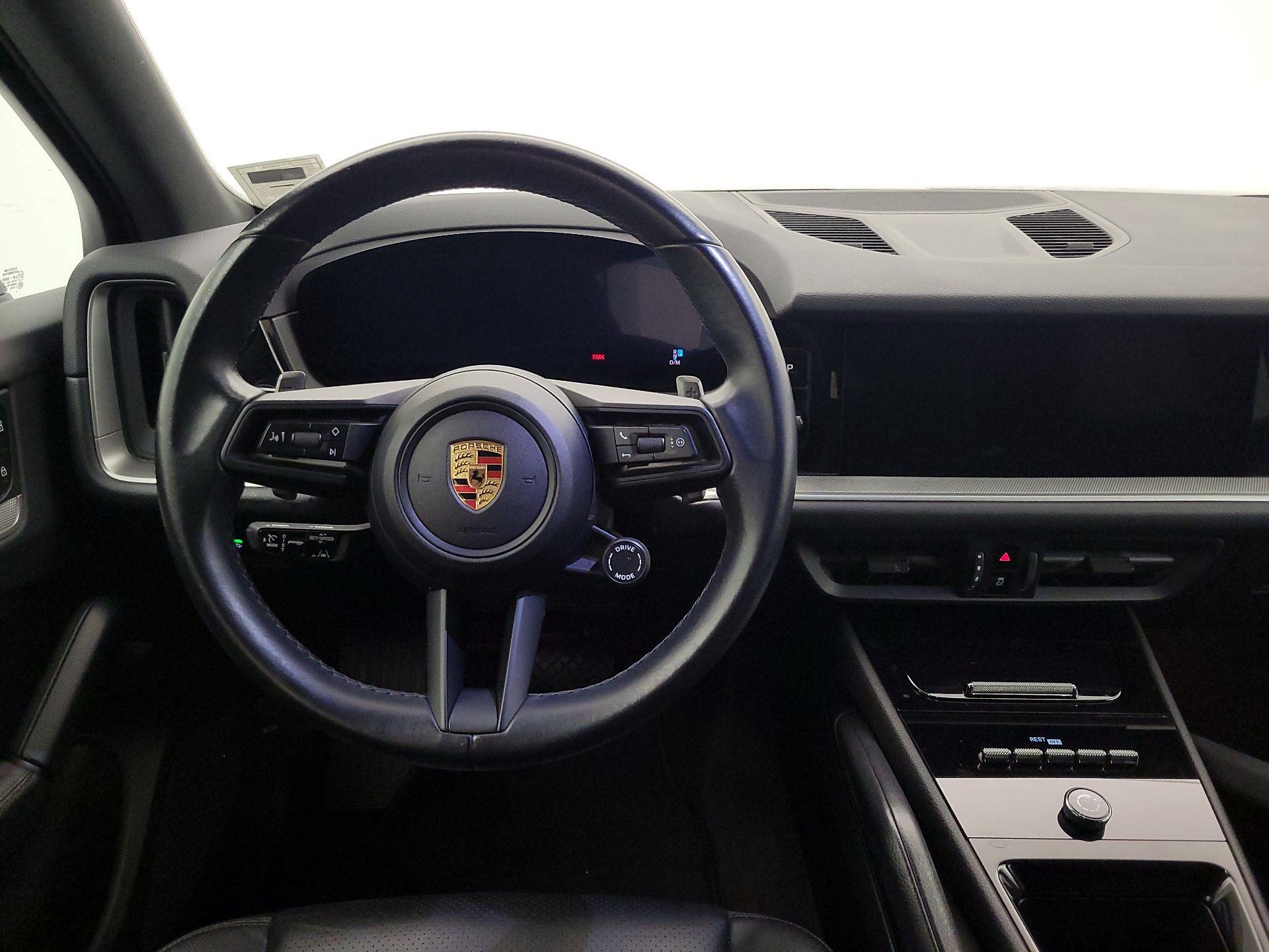 Thumbnail: 2024 Porsche Cayenne - 10