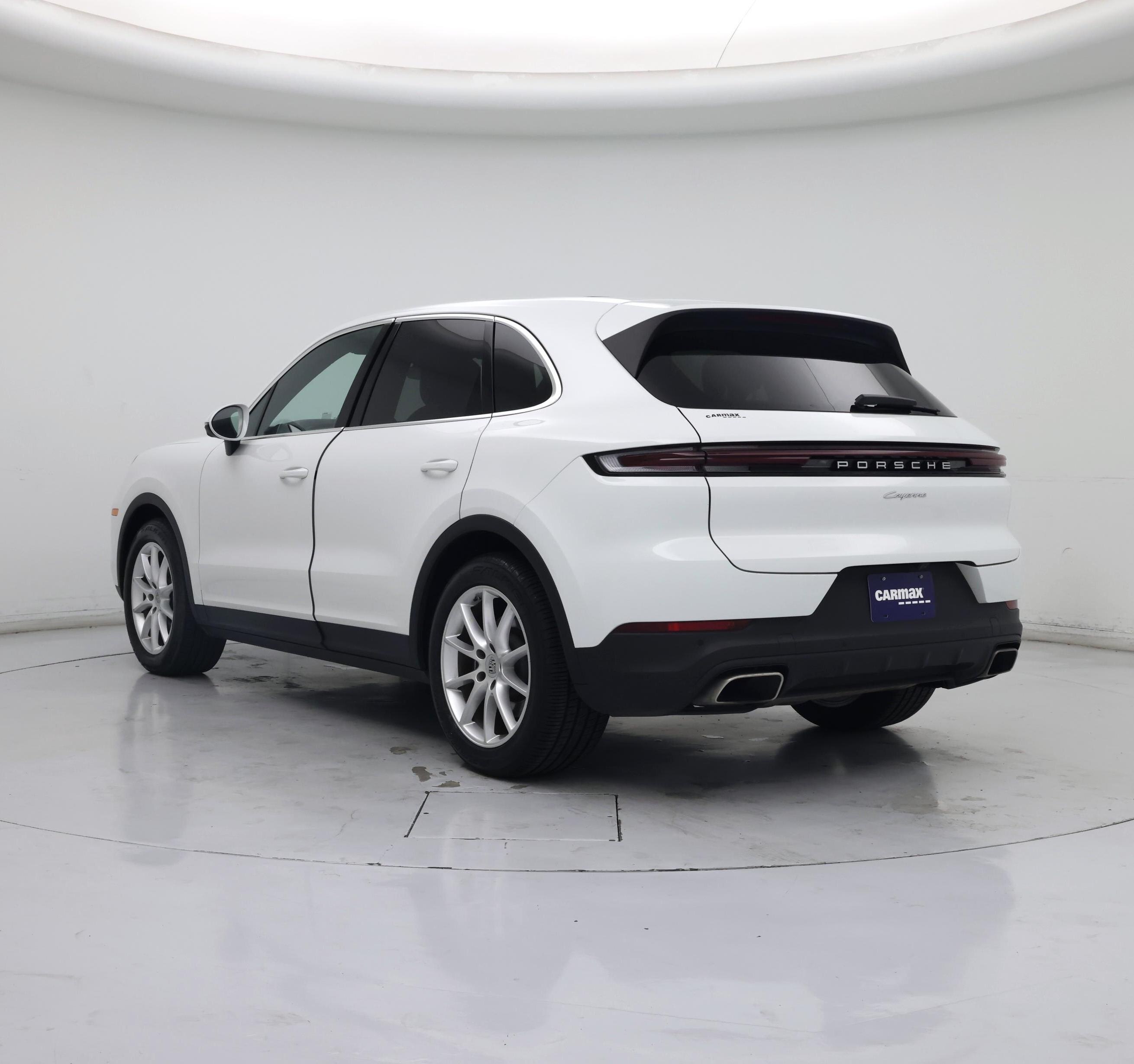 Thumbnail: 2024 Porsche Cayenne - 2