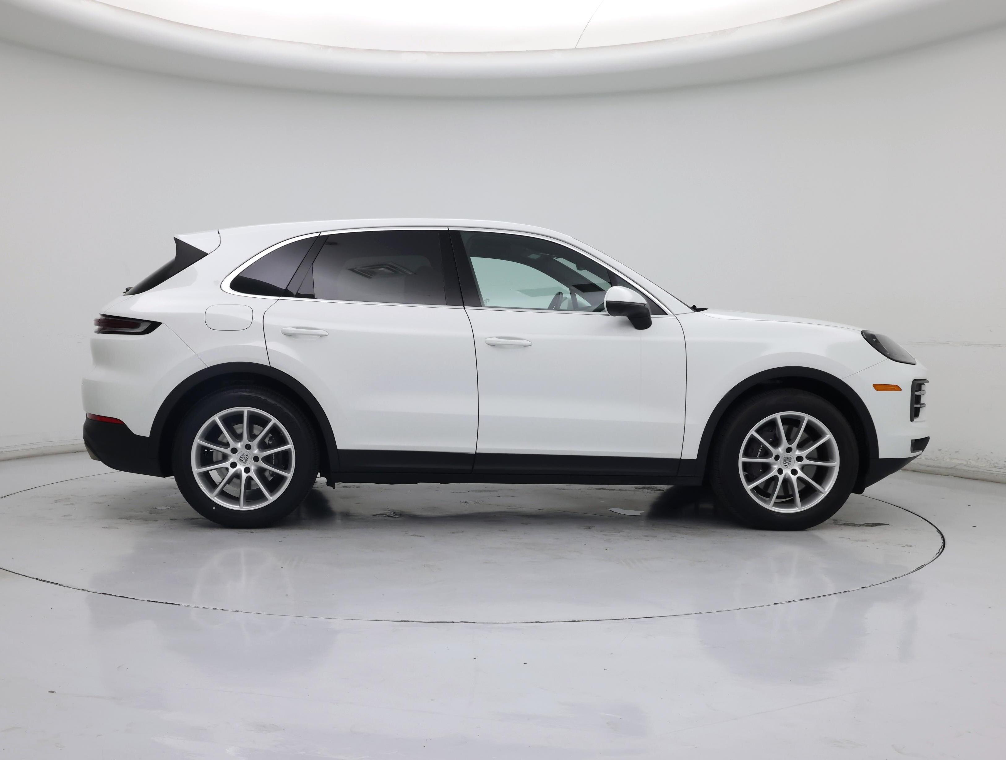 Thumbnail: 2024 Porsche Cayenne - 7