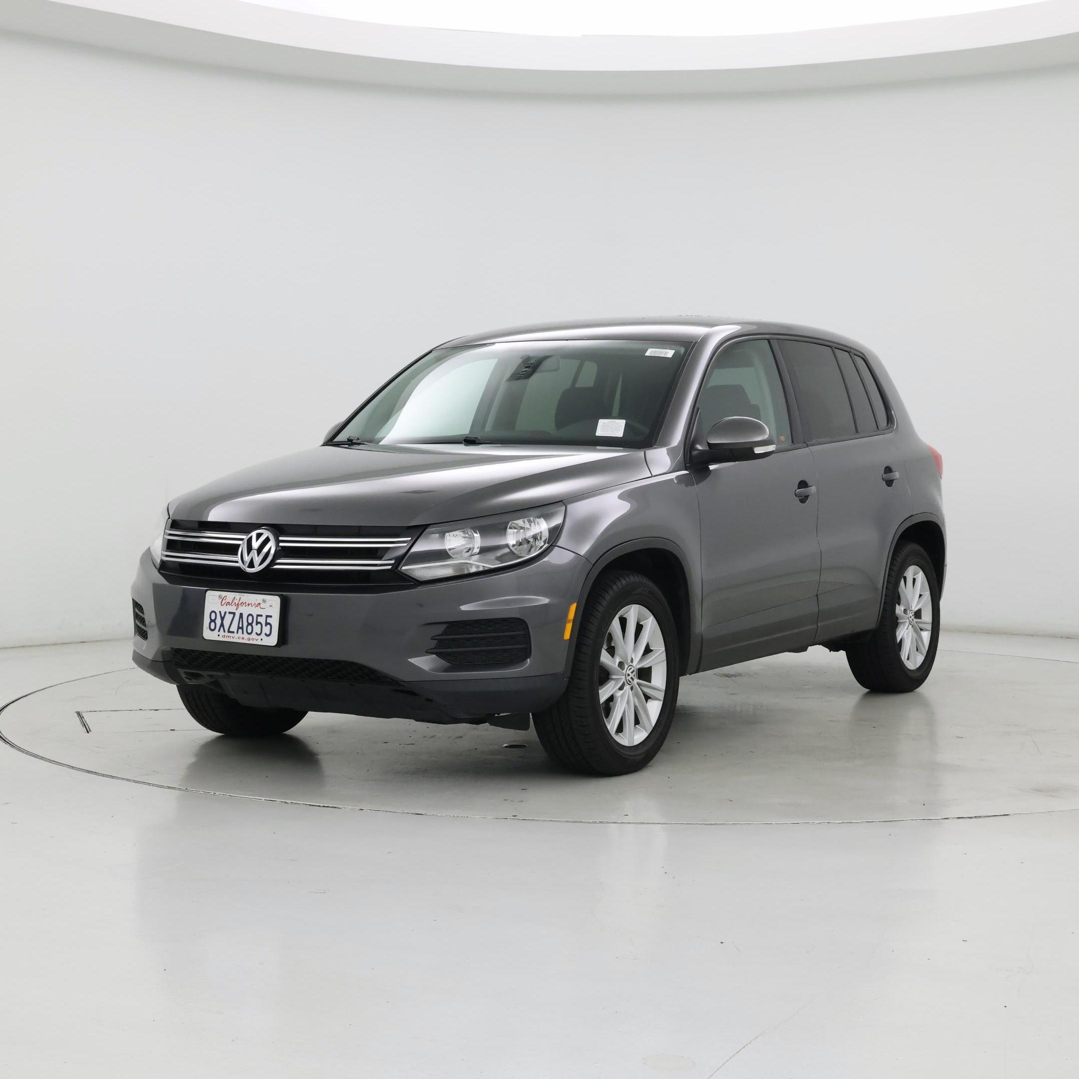 Thumbnail: 2017 Volkswagen Tiguan - 4