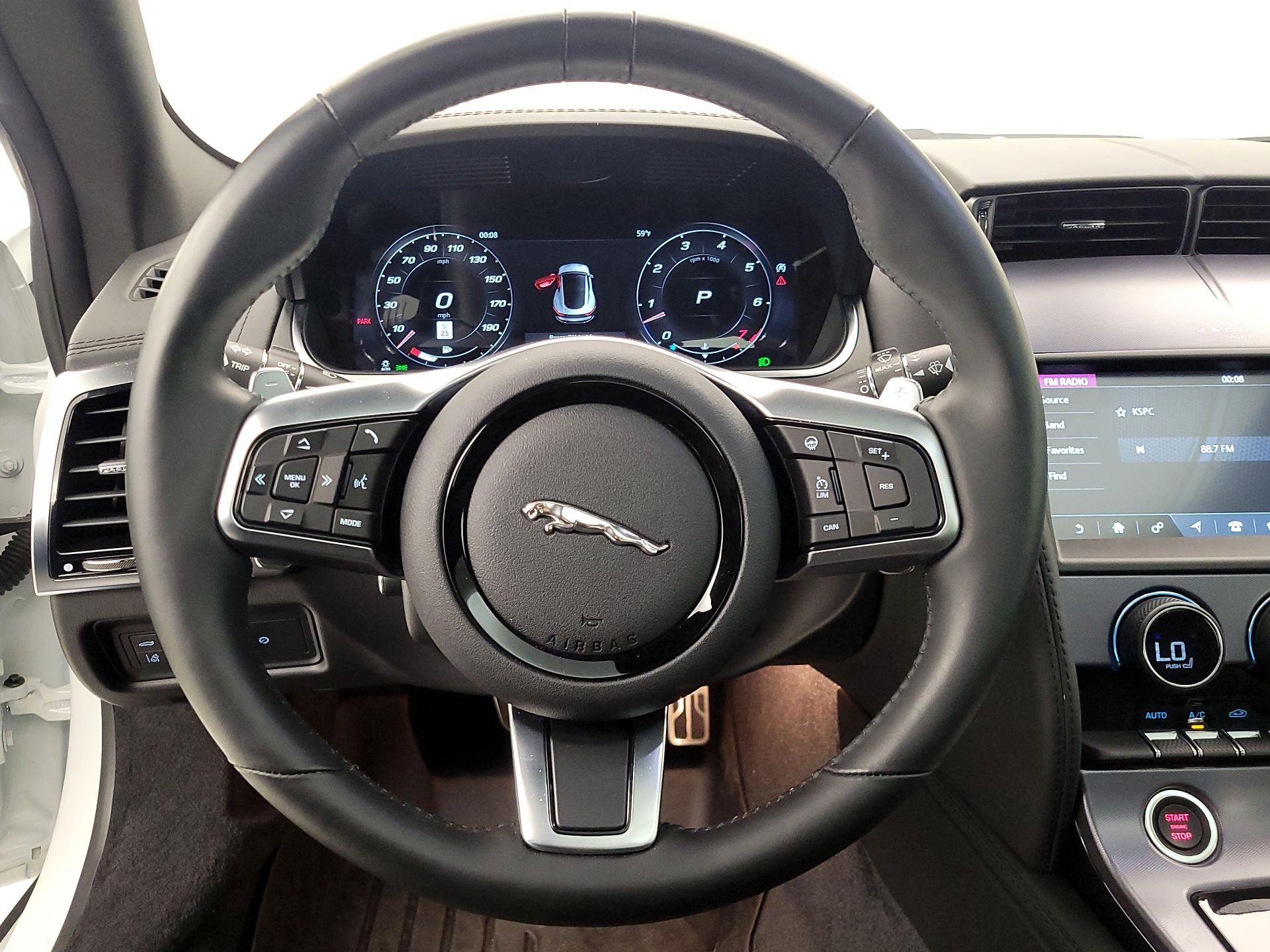 Thumbnail: 2022 Jaguar F-Type - 10