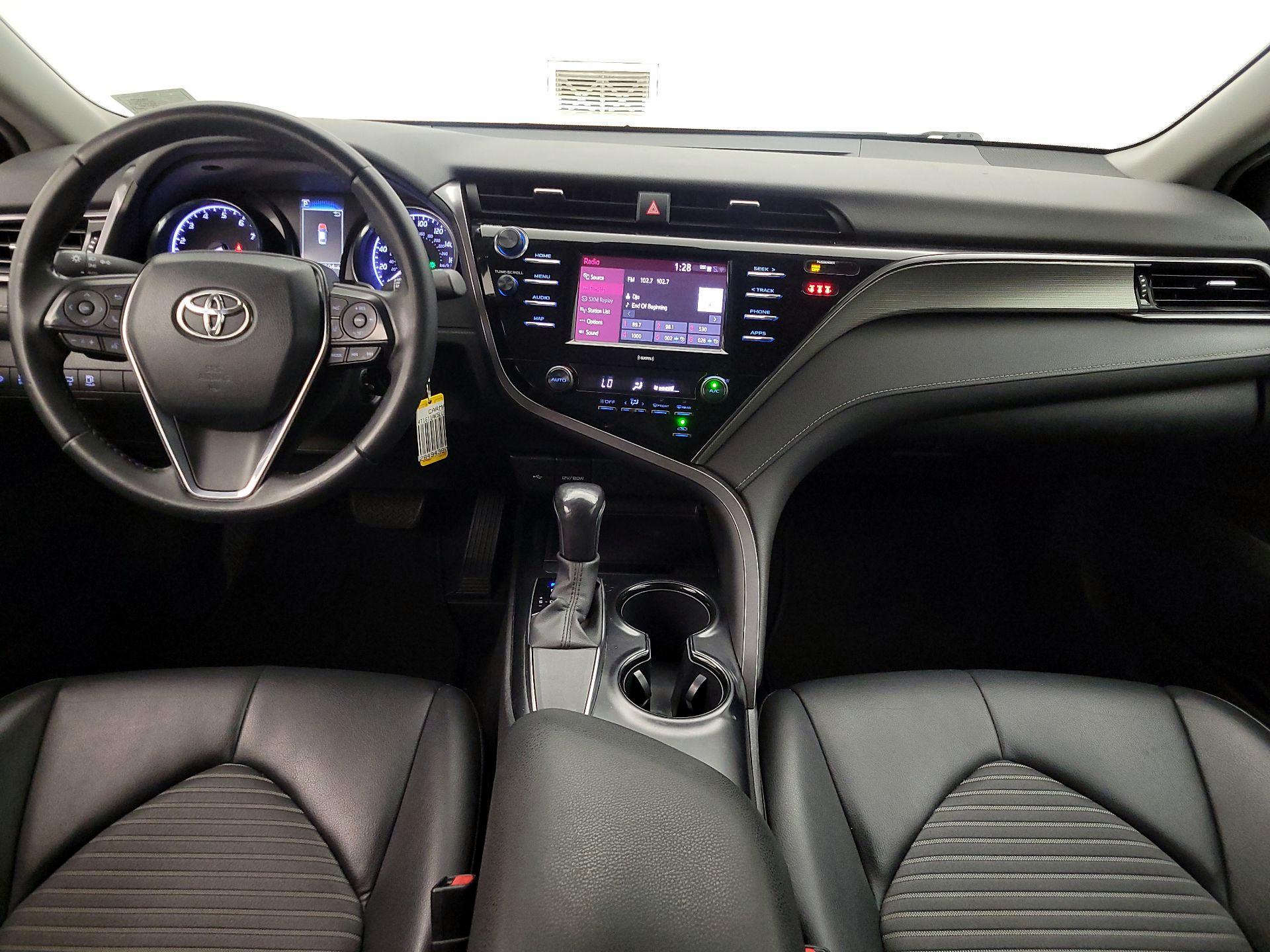 Thumbnail: 2020 Toyota Camry - 9