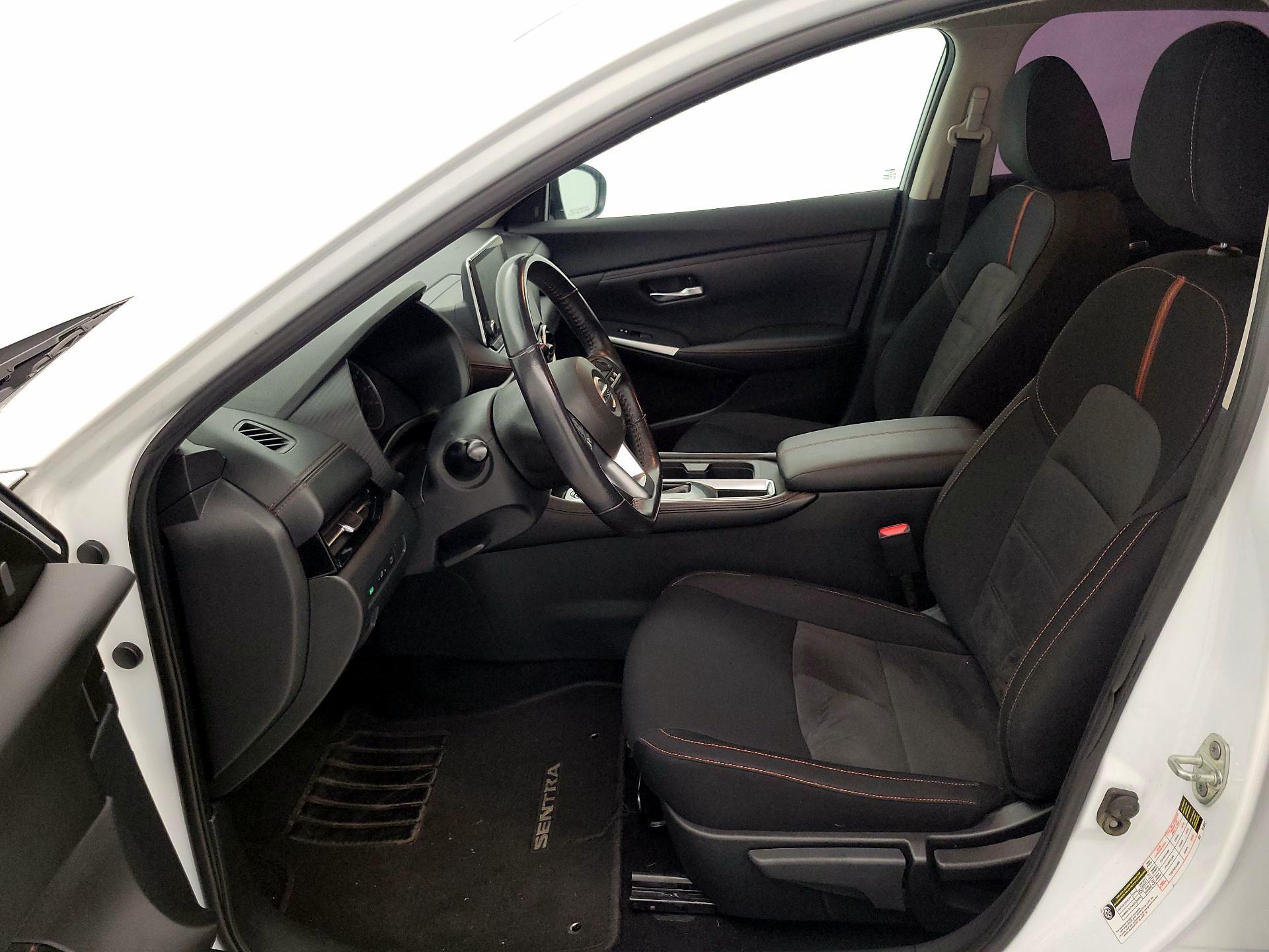 Thumbnail: 2021 Nissan Sentra - 11