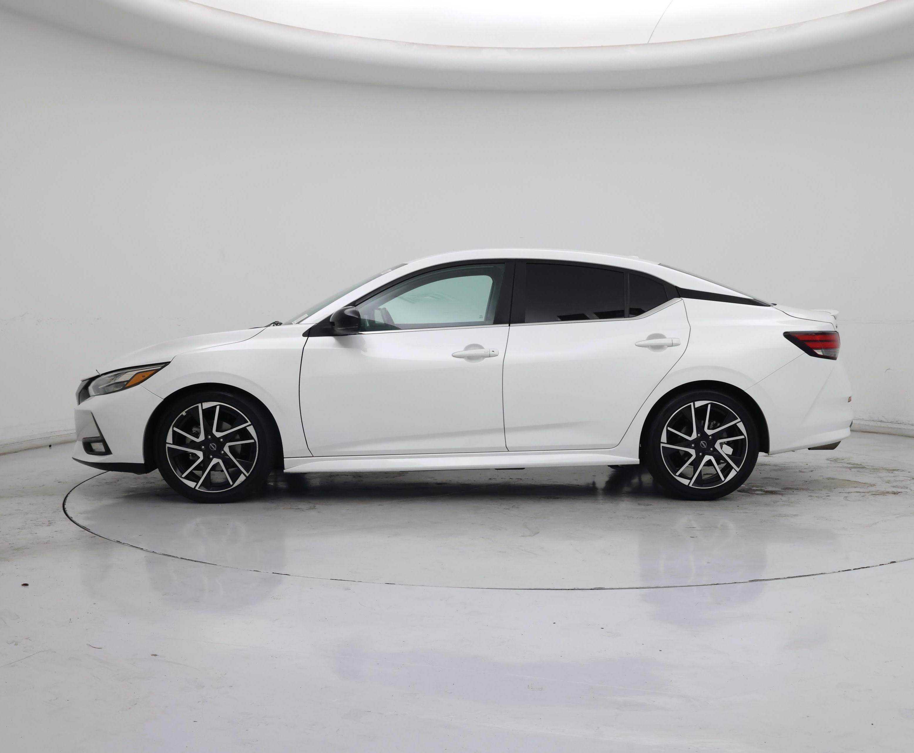 Thumbnail: 2021 Nissan Sentra - 3