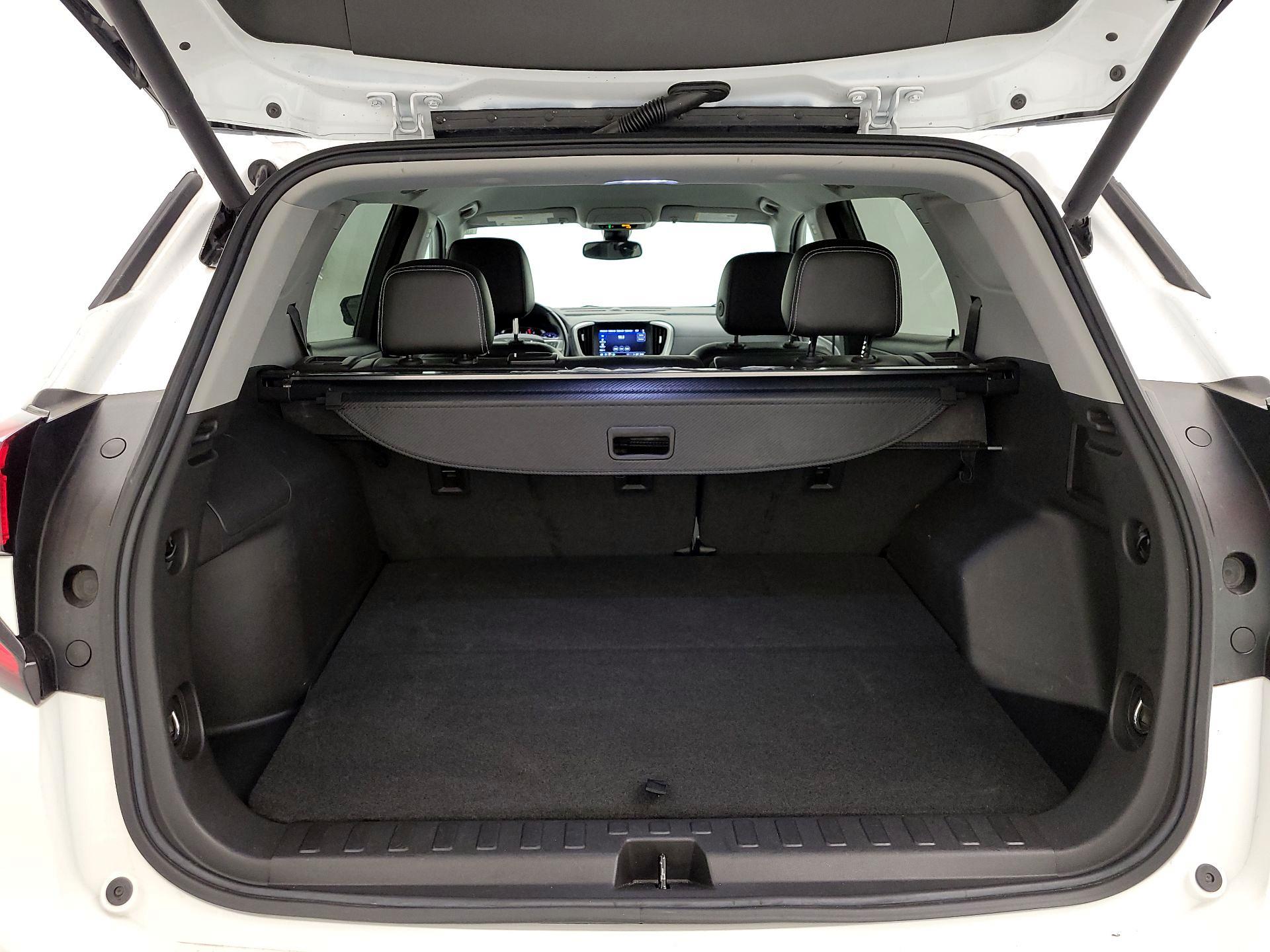 Thumbnail: 2022 GMC Terrain - 18