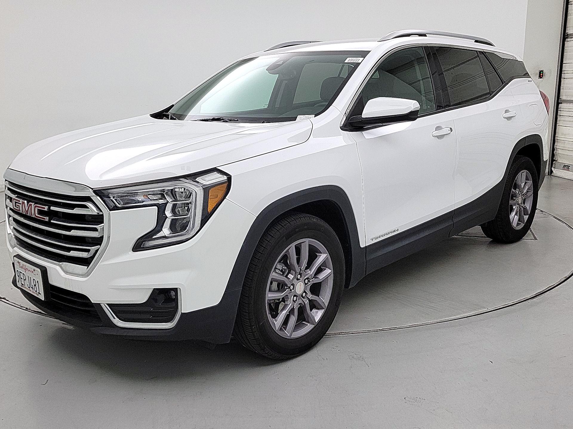 Thumbnail: 2022 GMC Terrain - 3