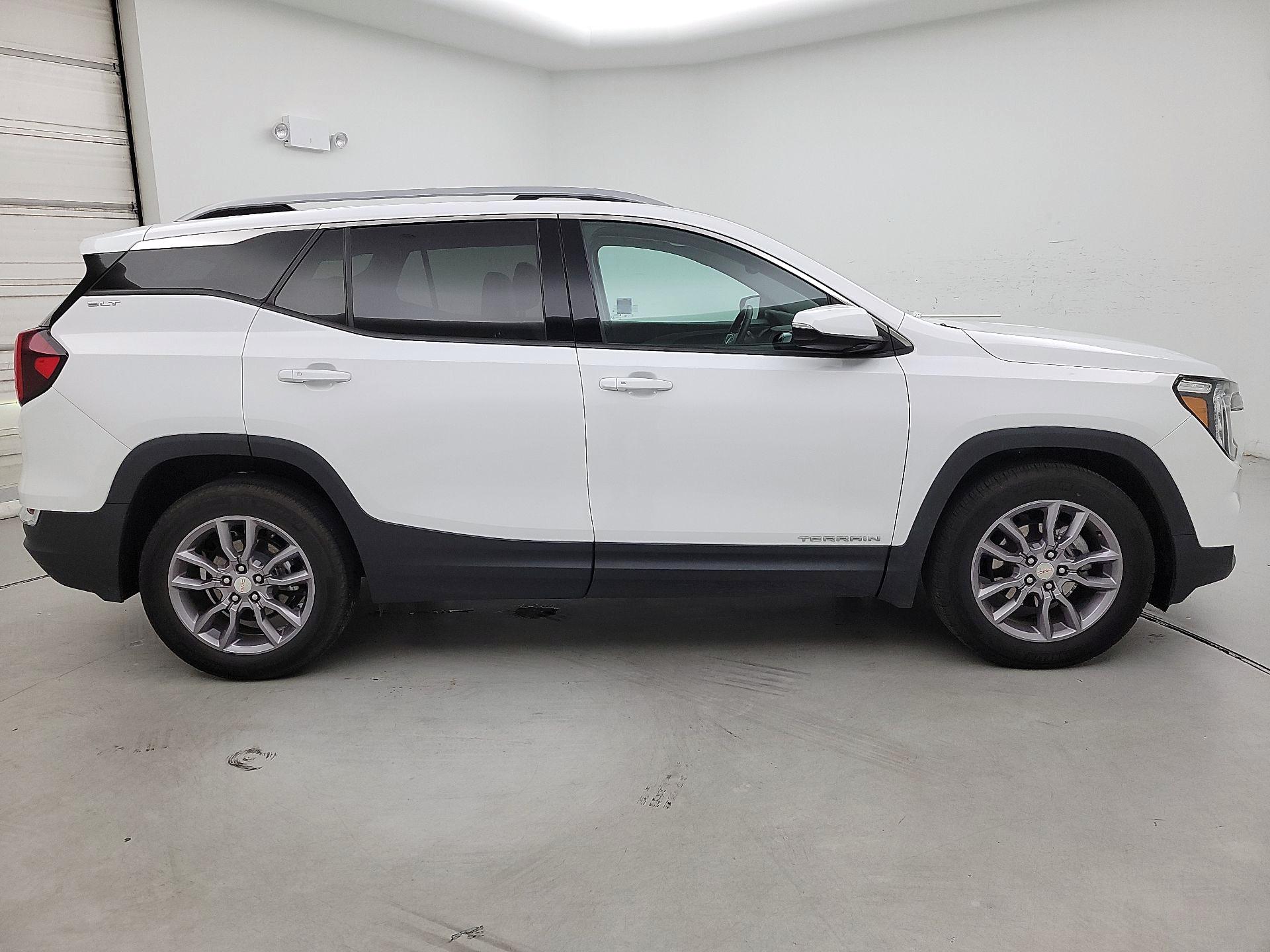 Thumbnail: 2022 GMC Terrain - 4