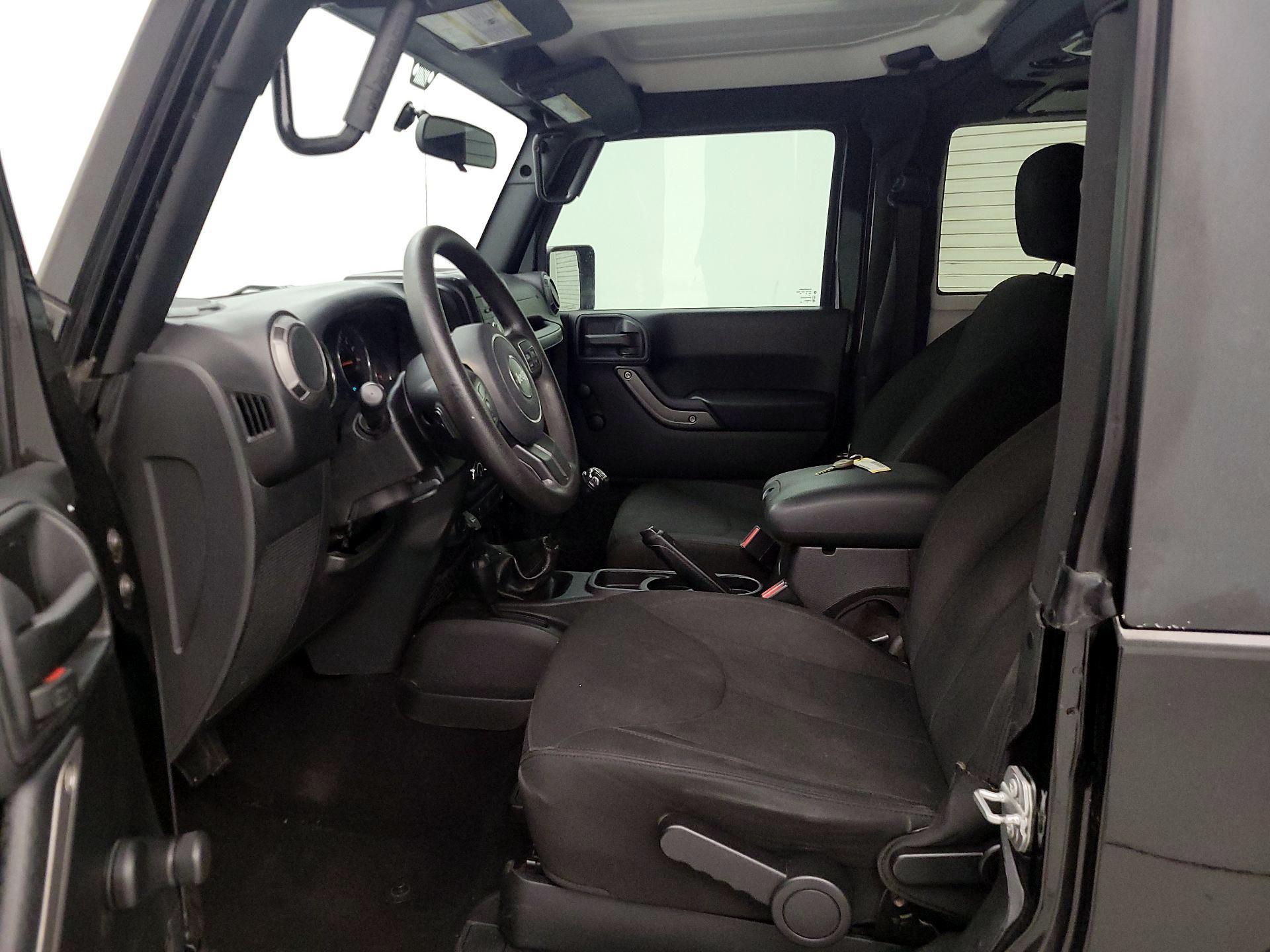 Thumbnail: 2017 Jeep Wrangler - 11