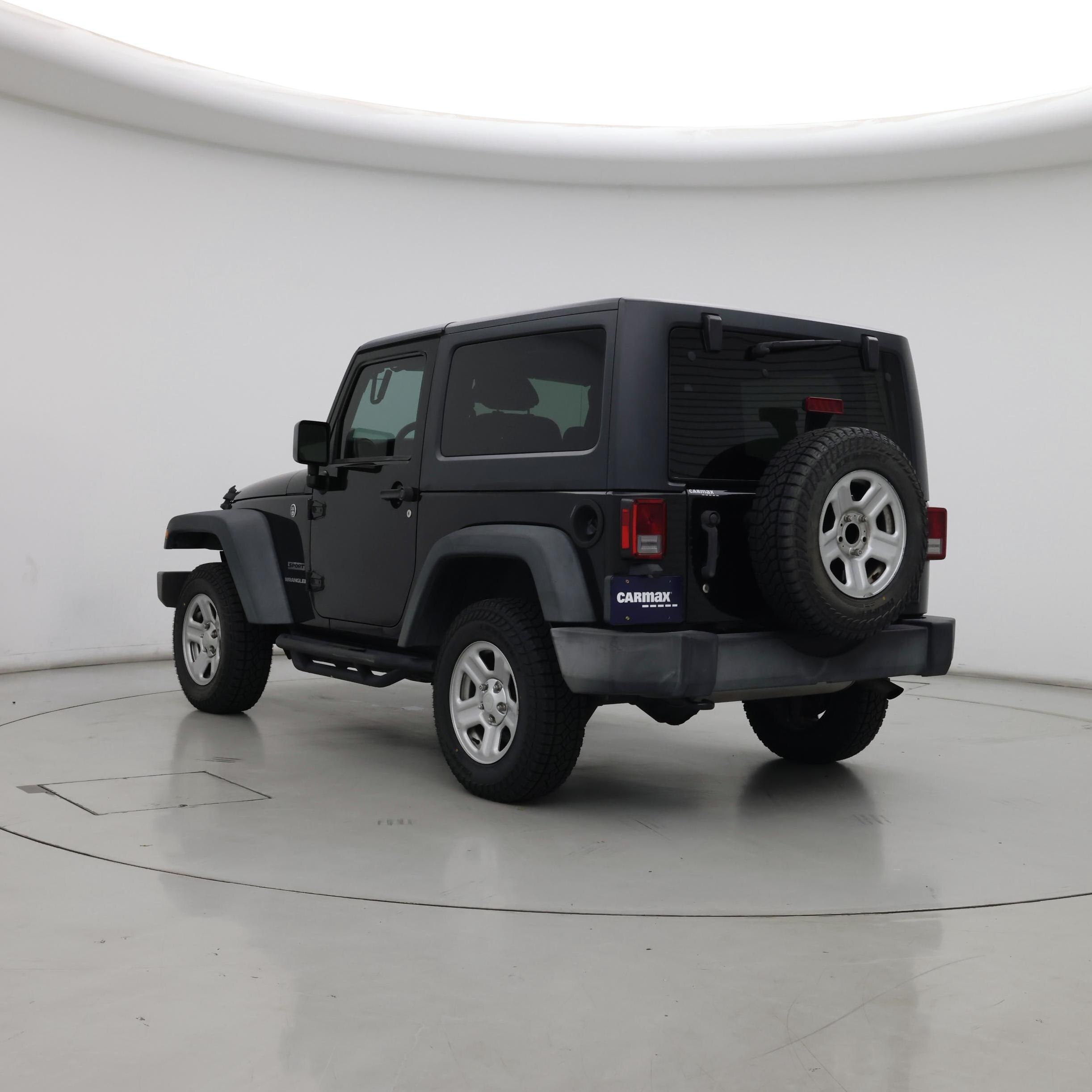 Thumbnail: 2017 Jeep Wrangler - 2