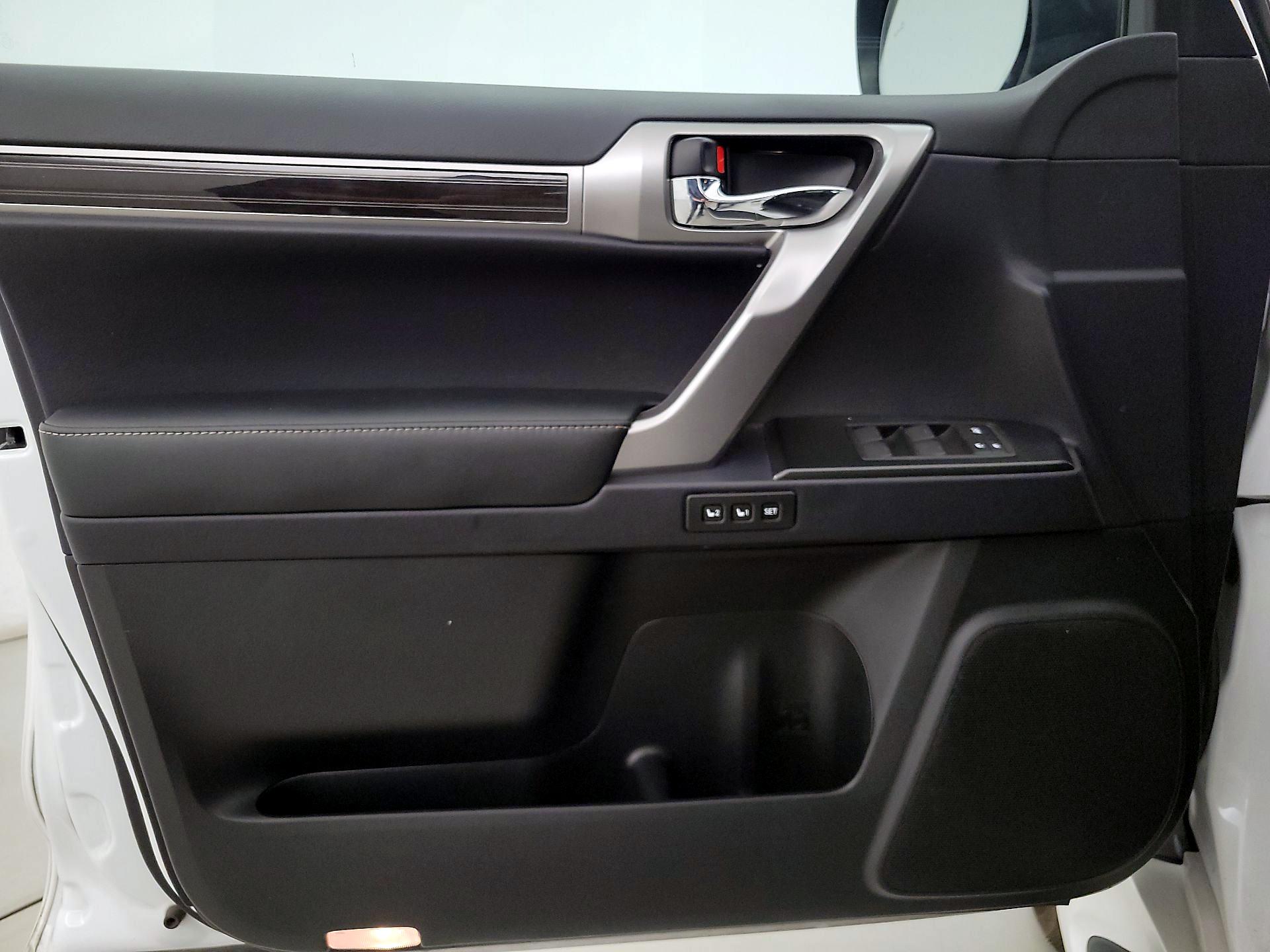 Thumbnail: 2023 Lexus GX - 12