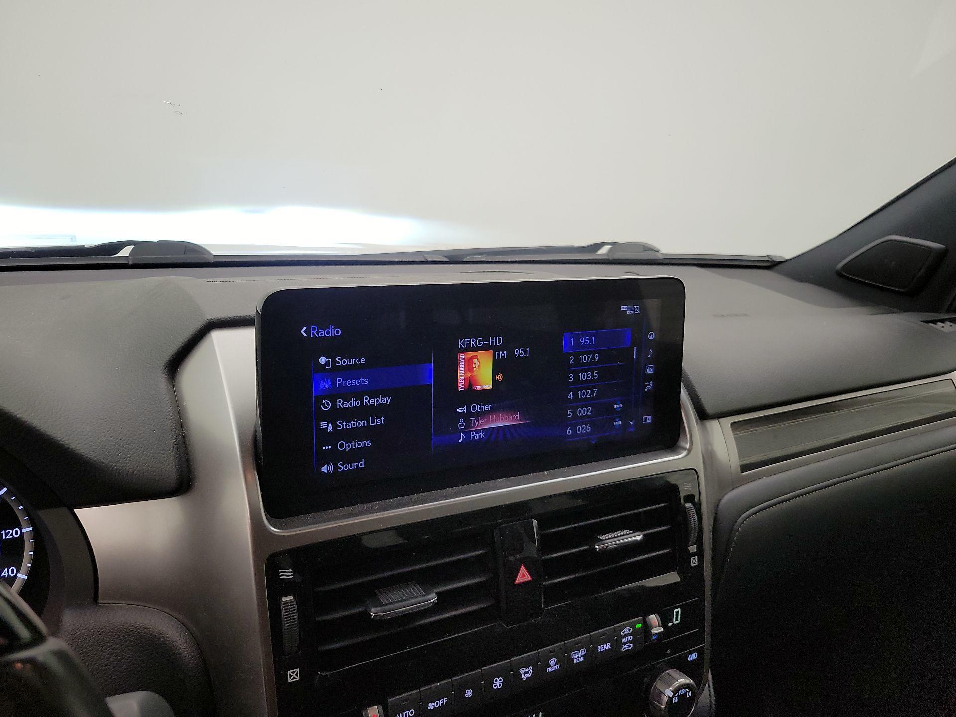 Thumbnail: 2023 Lexus GX - 16