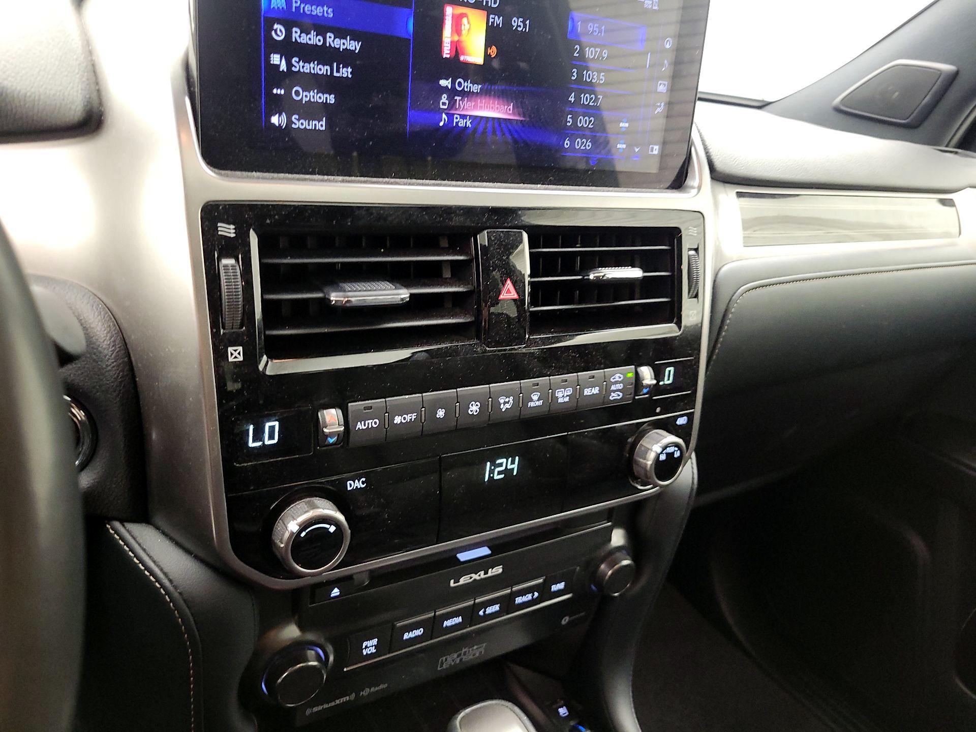 Thumbnail: 2023 Lexus GX - 17