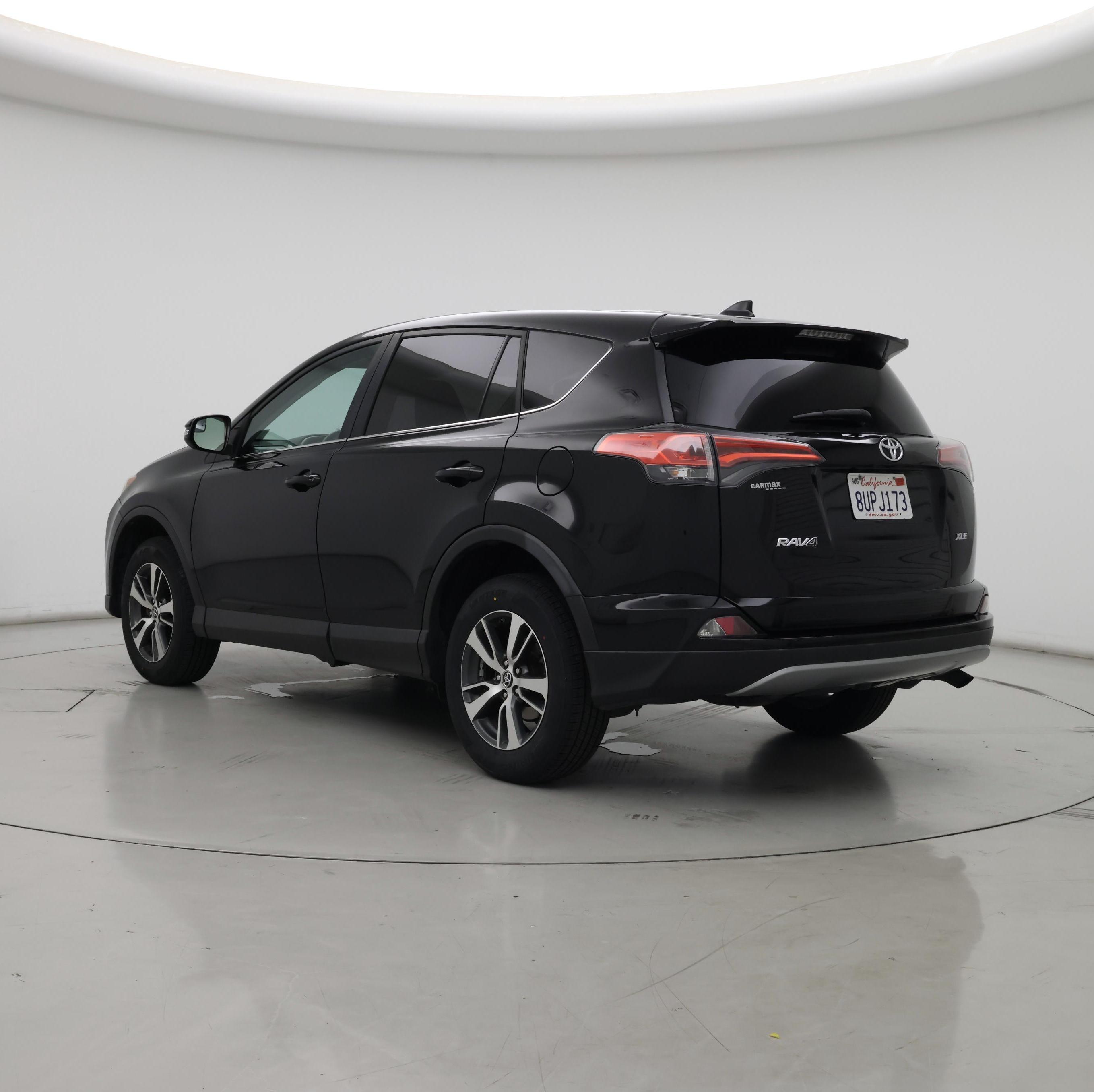 Thumbnail: 2017 Toyota RAV4 - 2