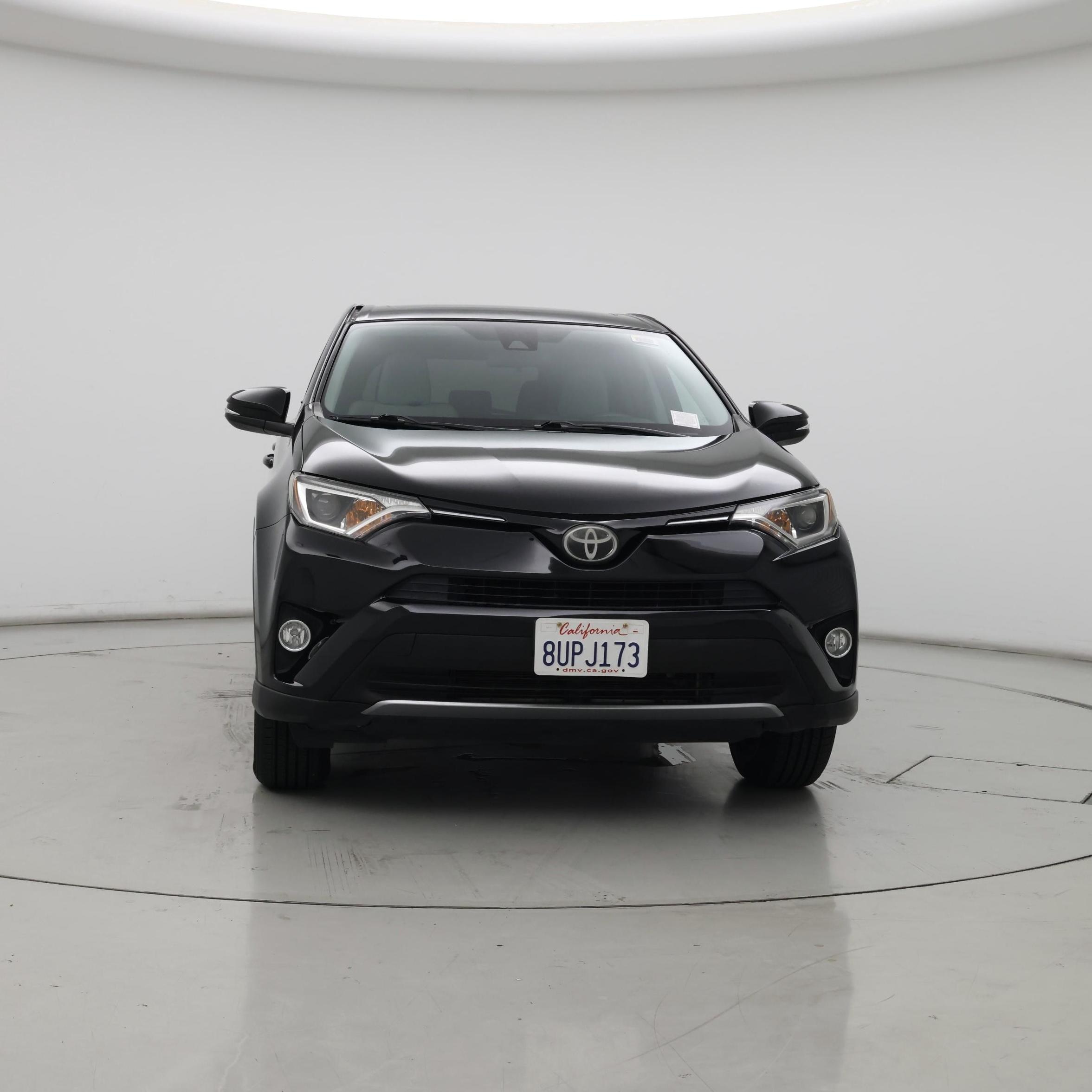 Thumbnail: 2017 Toyota RAV4 - 5