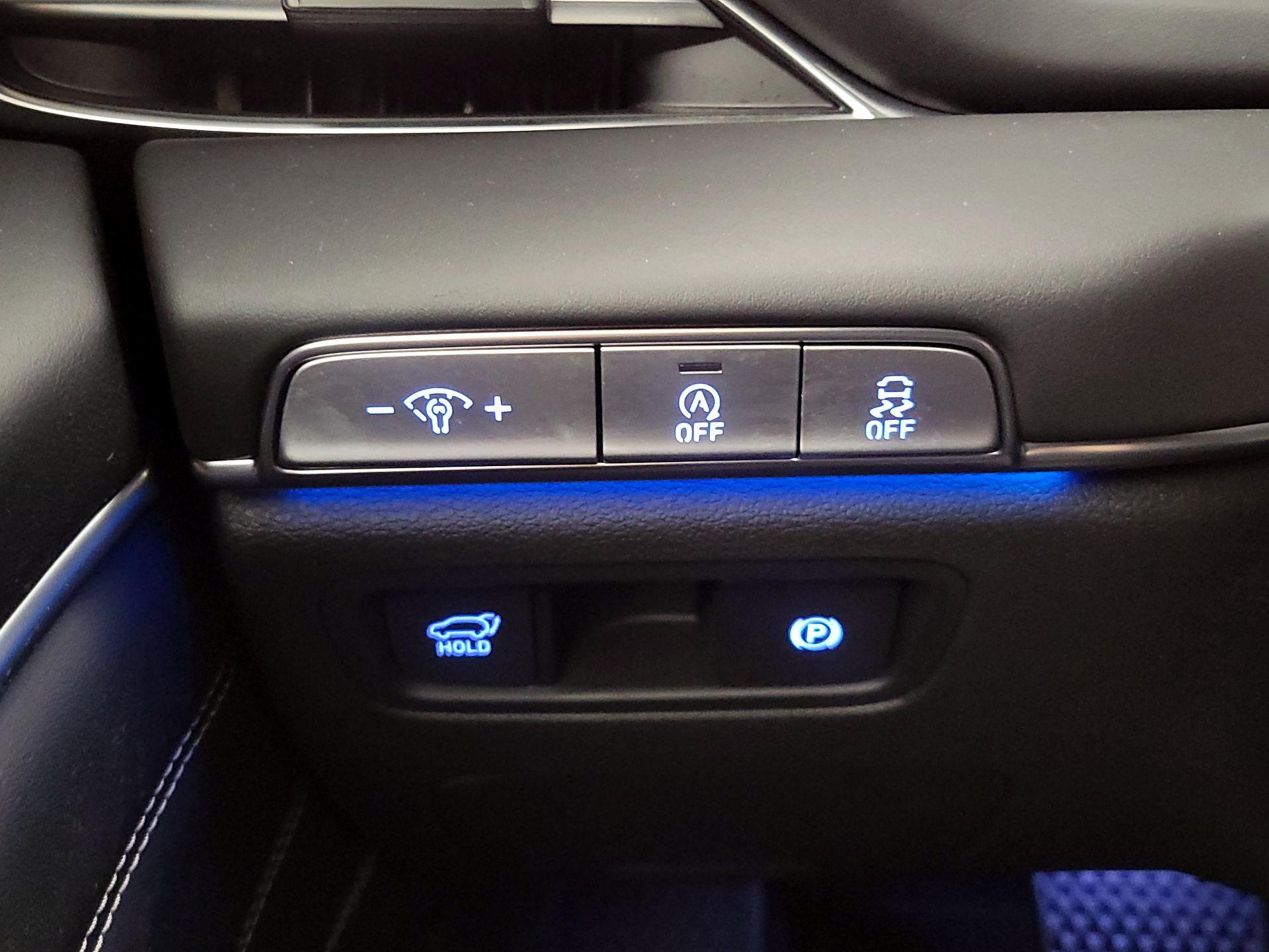 Thumbnail: 2023 Genesis GV80 - 13