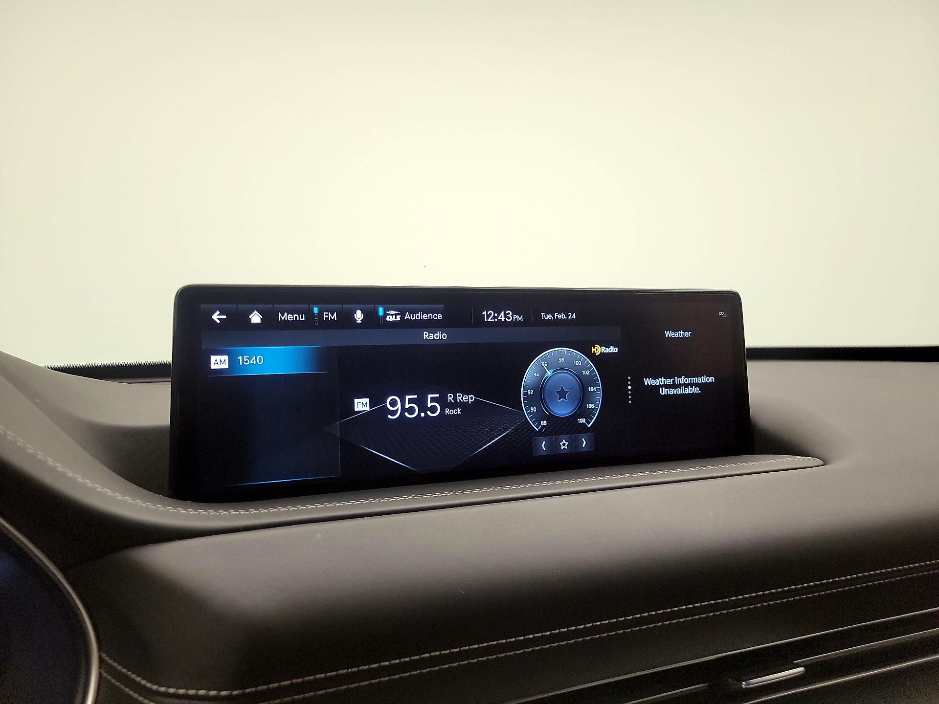 Thumbnail: 2023 Genesis GV80 - 16